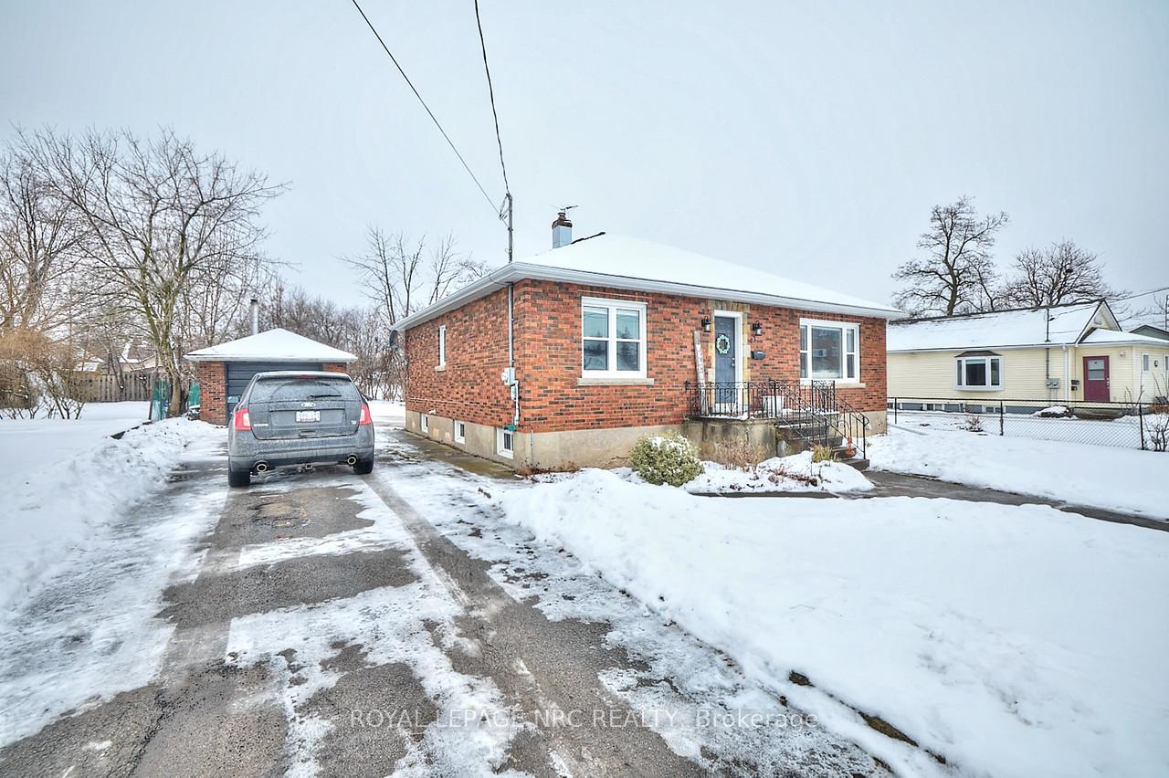 Photo 2 of 43 Cunningham Street, Thorold, Thorold Downtown — HOMEH
