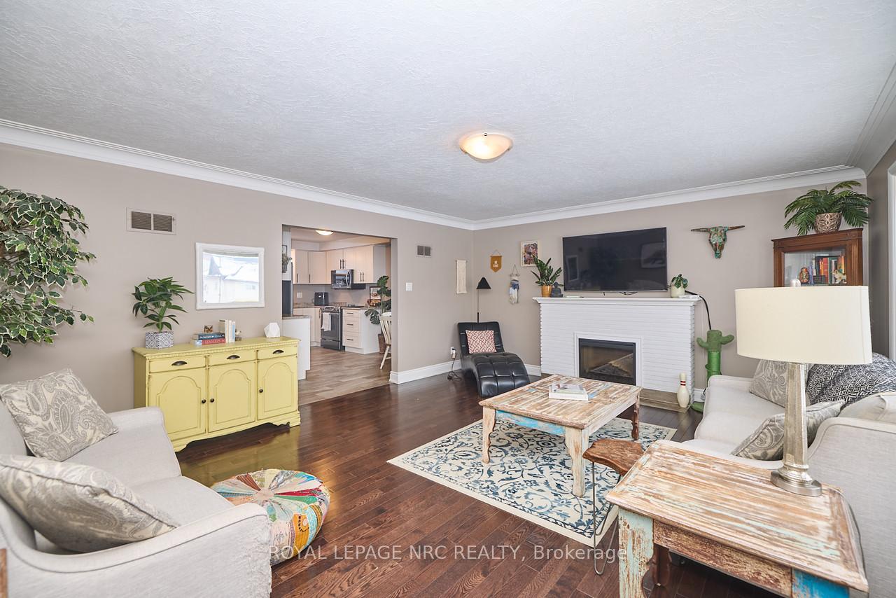 Photo 12 of 43 Cunningham Street, Thorold, Thorold Downtown — HOMEH