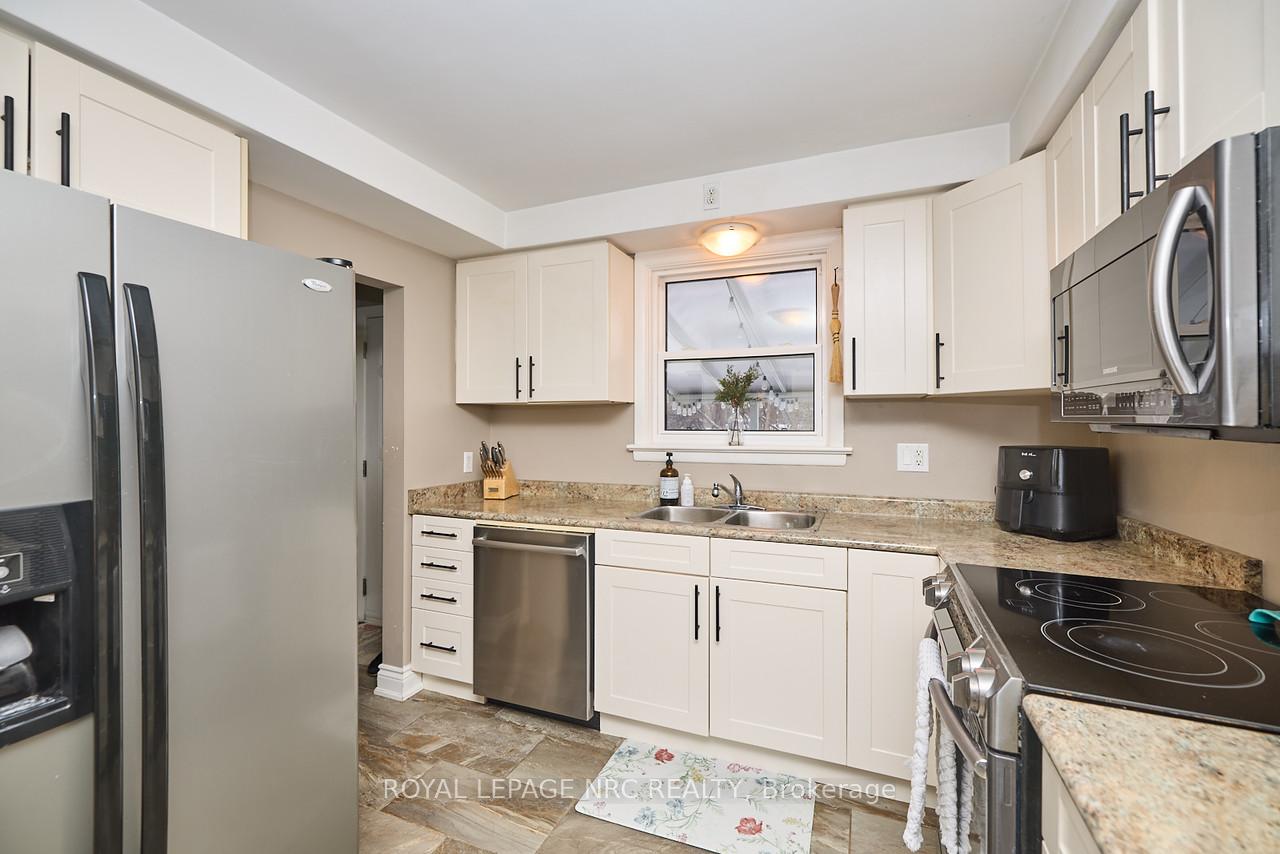 Photo 15 of 43 Cunningham Street, Thorold, Thorold Downtown — HOMEH