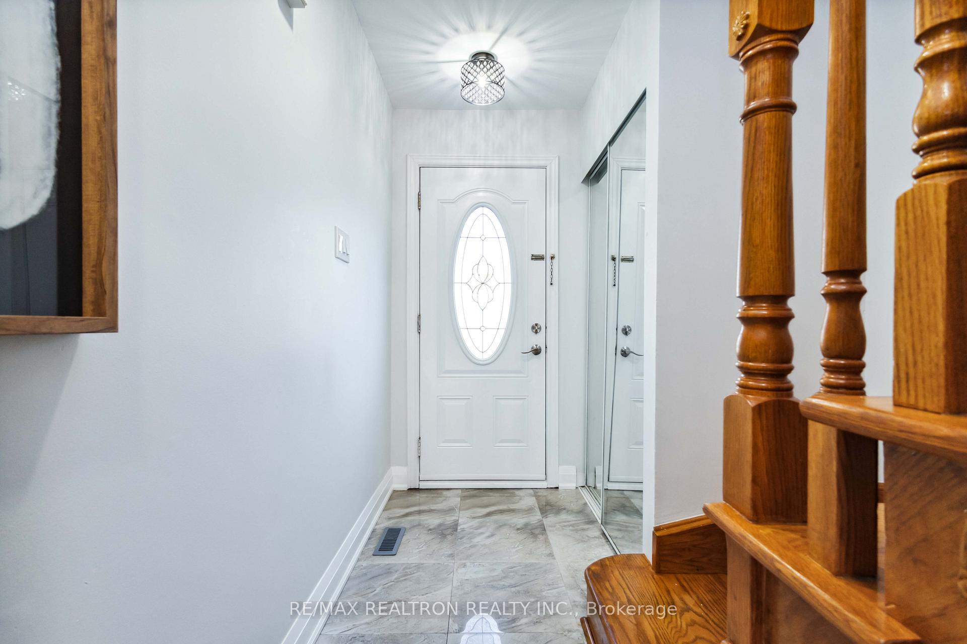 Photo 3 of 63 Shepmore Terrace, Scarborough, Malvern — HOMEH