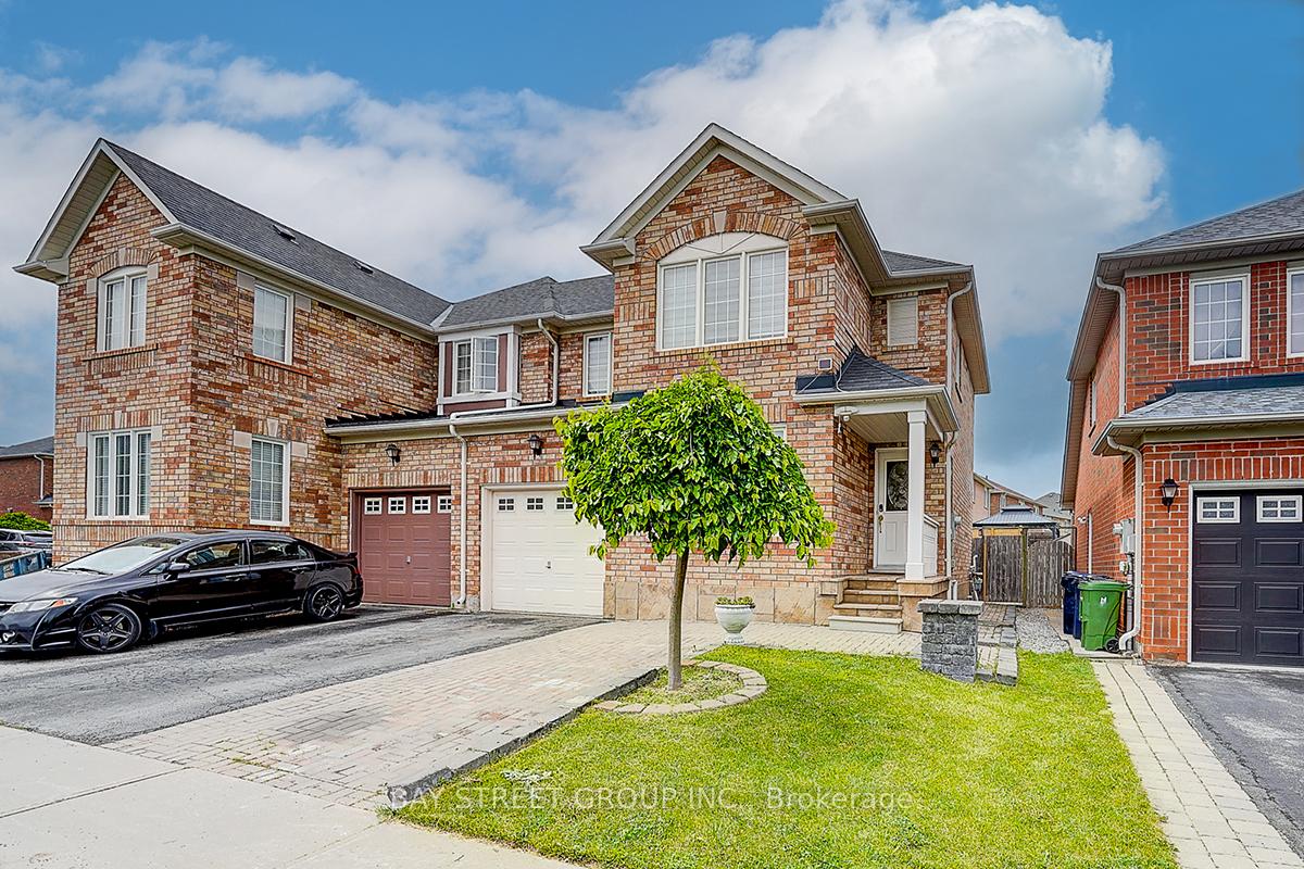 Photo 1 of 34 Hyacinth Crescent, Scarborough, Rouge — HOMEH