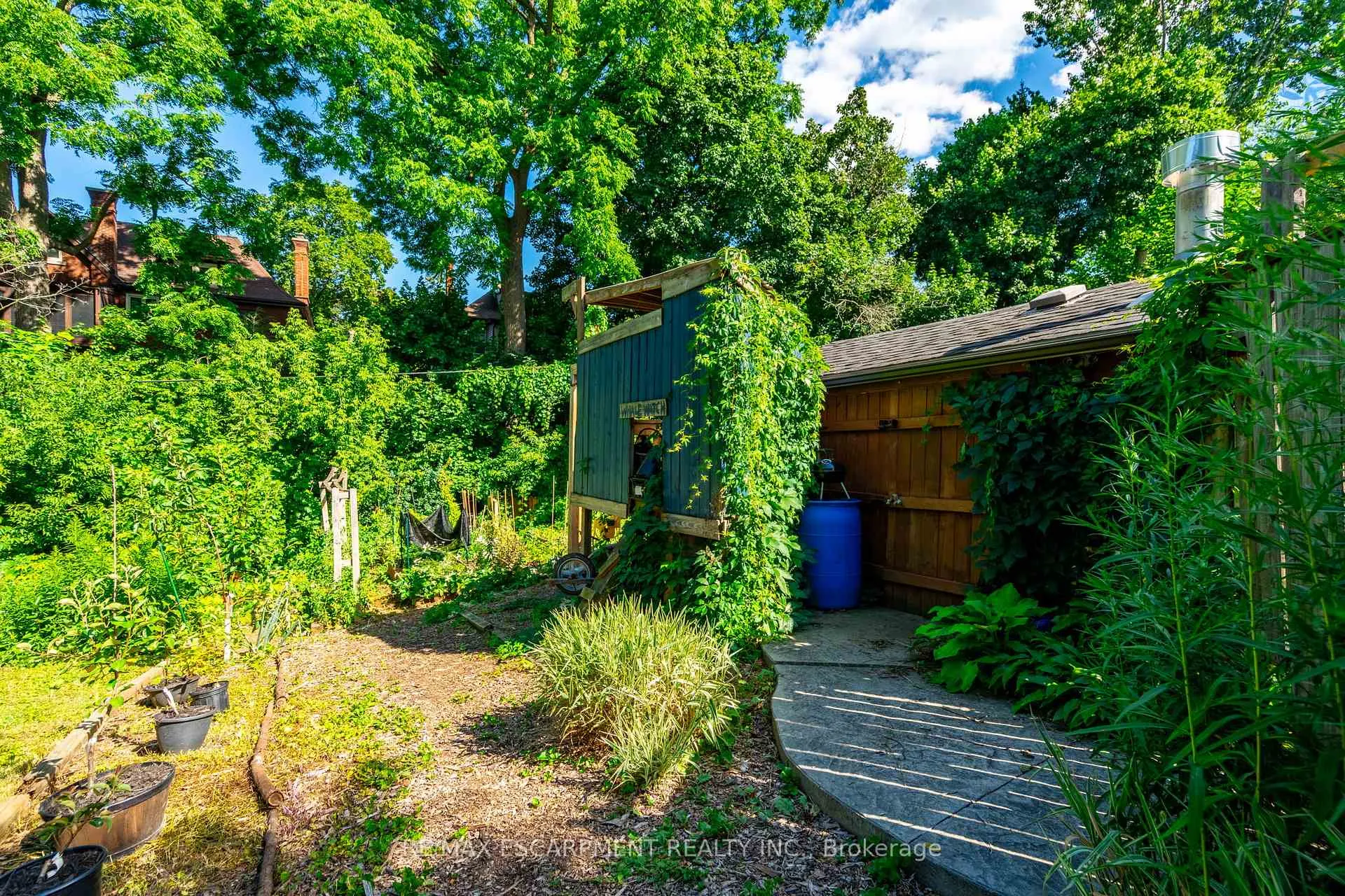 Photo 22 of 35 Mountain Avenue, Hamilton, Kirkendall — HOMEH