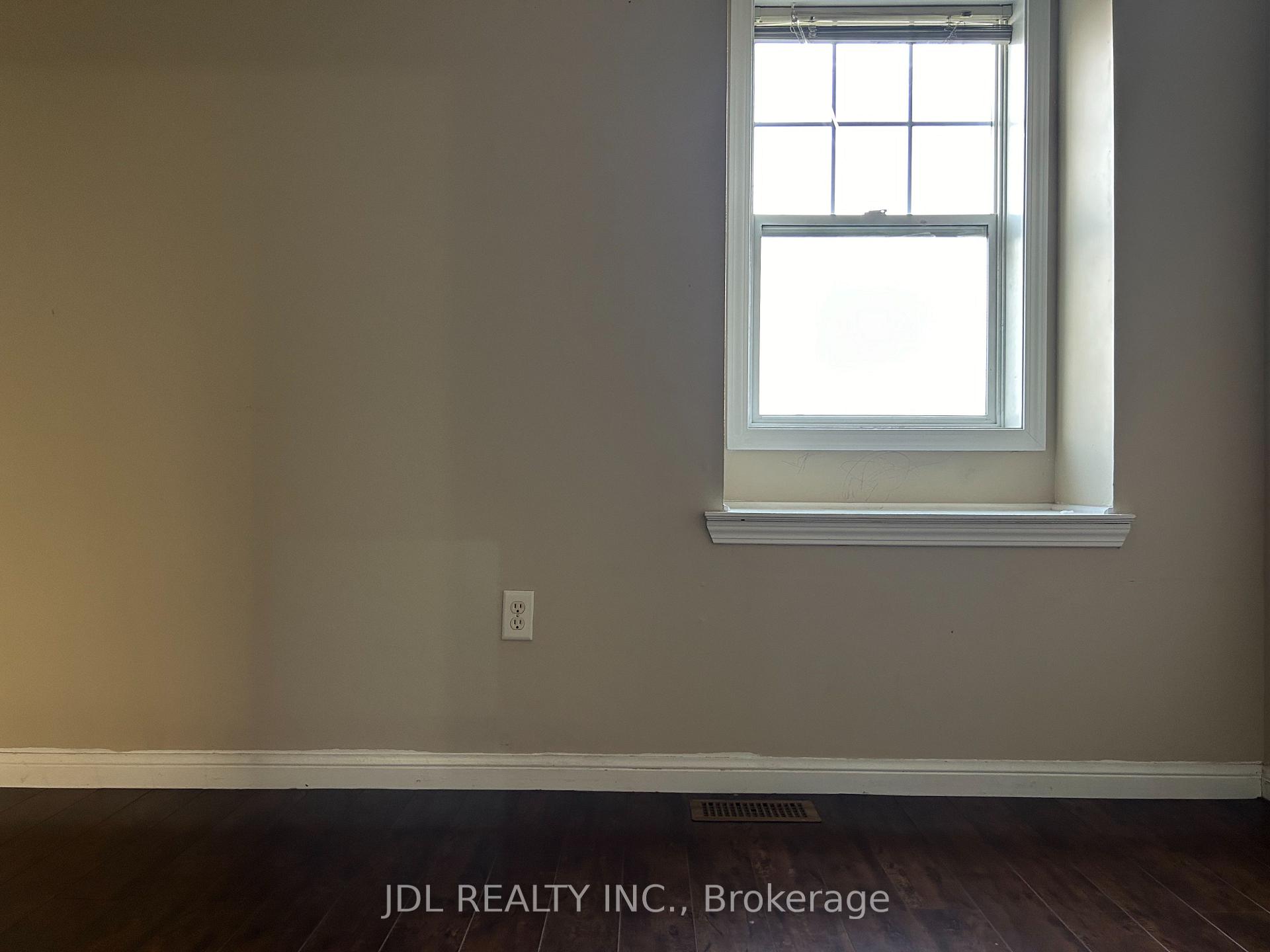 Photo 7 of 233B Rouge River Dr, Scarborough, Rouge — HOMEH