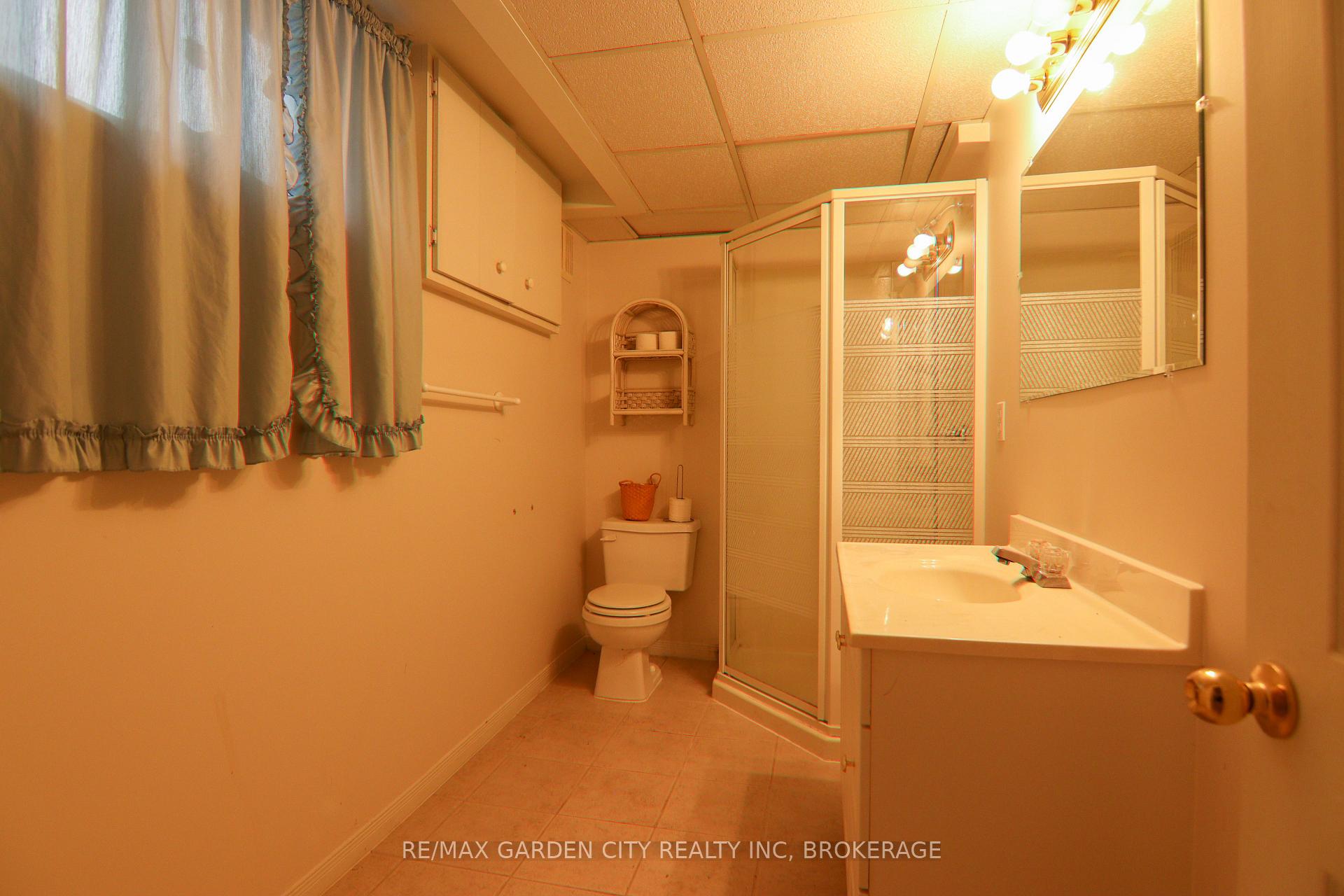 Photo 15 of 97 Collier Road S, Thorold, Confederation Heights — HOMEH
