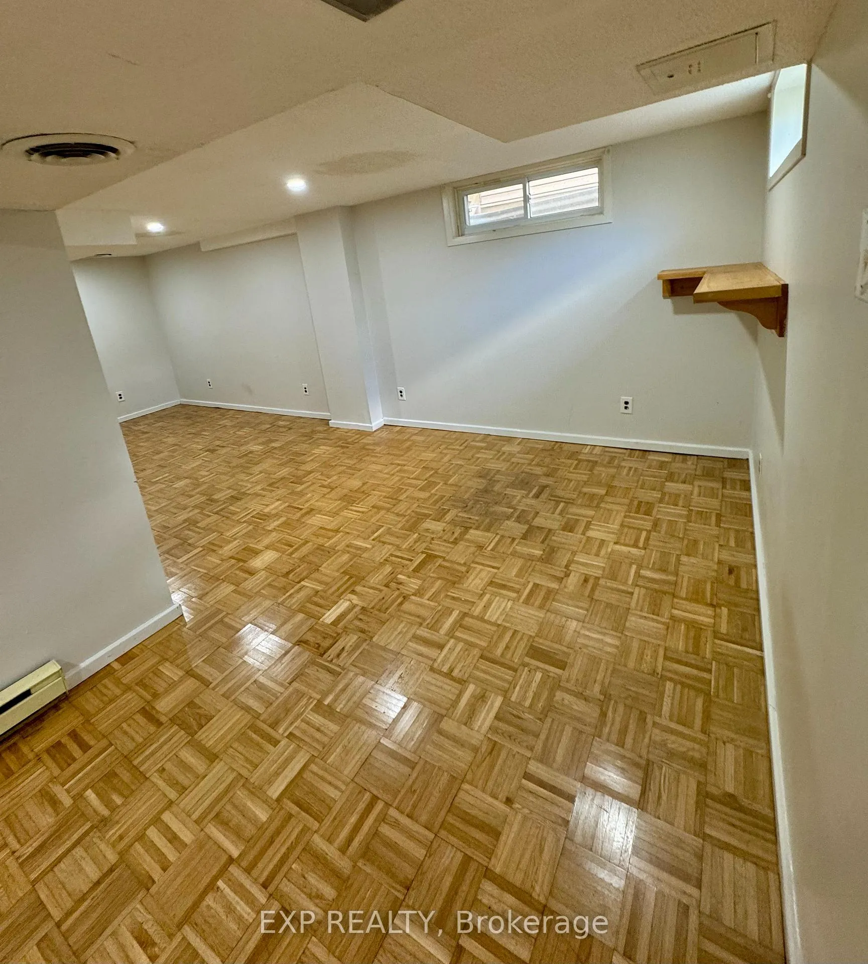 Photo 17 of 1834 Duclos Avenue, Ottawa, Chateauneuf — HOMEH