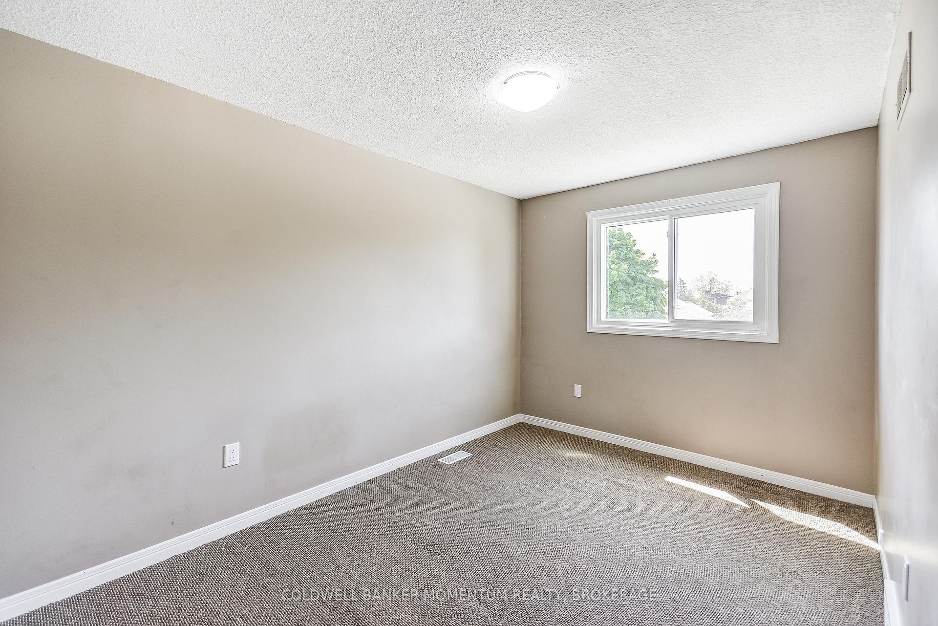 Photo 20 of 6 Conroy Crescent, Thorold, Confederation Heights — HOMEH