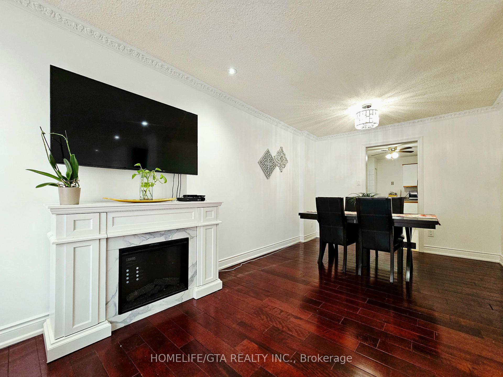 Photo 8 of 24 Bradstone Square, Scarborough, Malvern — HOMEH