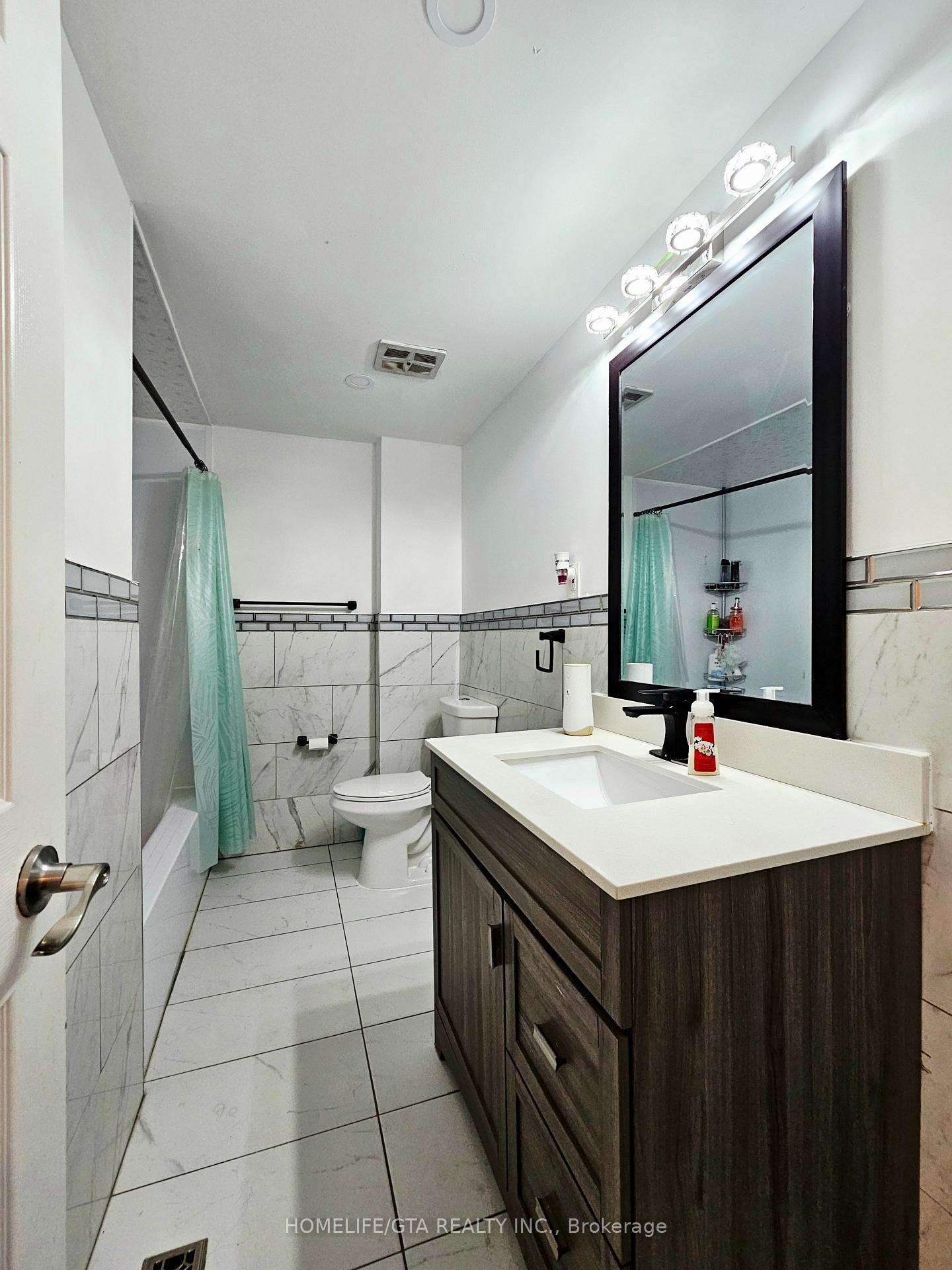 Photo 15 of 24 Bradstone Square, Scarborough, Malvern — HOMEH