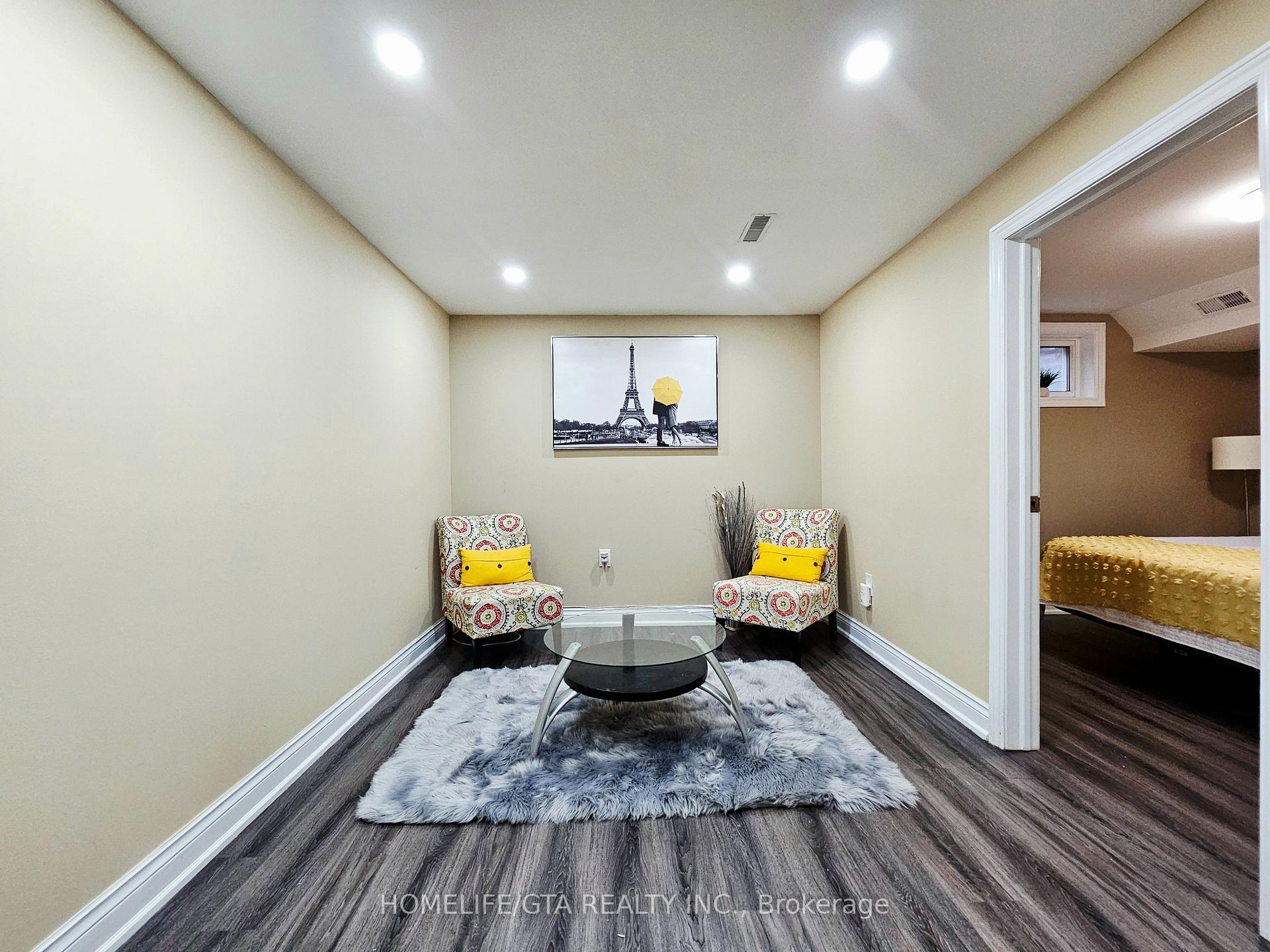 Photo 20 of 24 Bradstone Square, Scarborough, Malvern — HOMEH