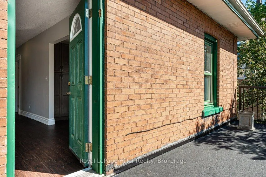 Photo 6 of 112 Huron Street, Stratford — HOMEH
