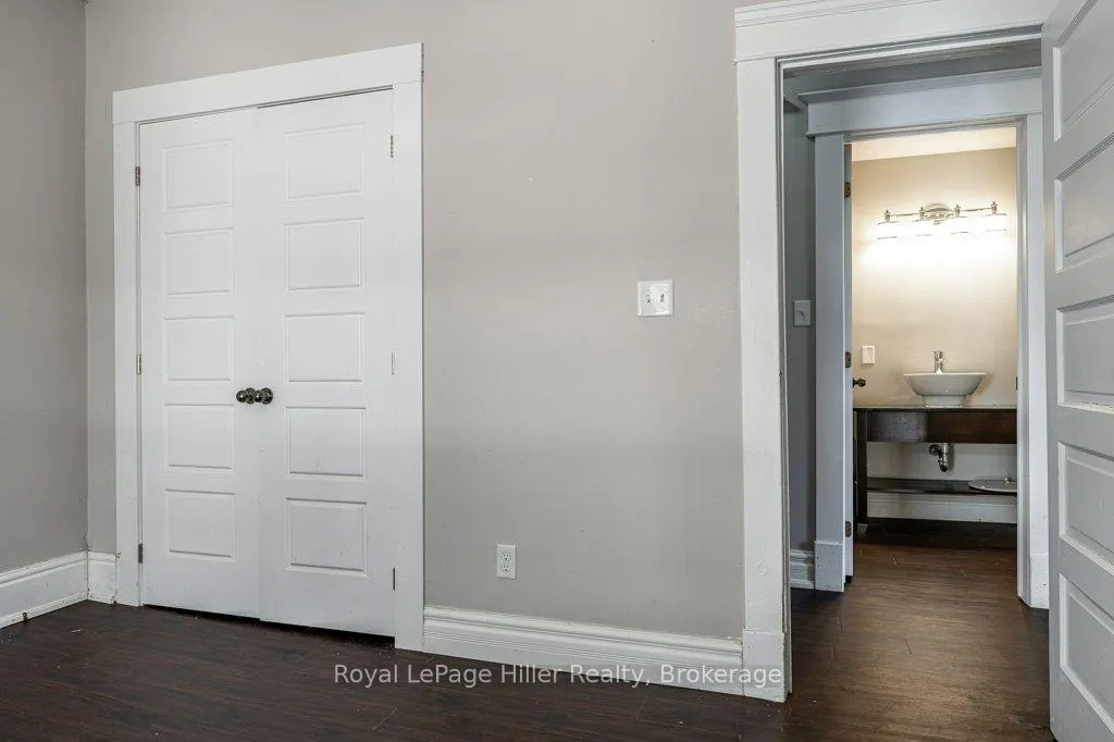 Photo 15 of 112 Huron Street, Stratford — HOMEH
