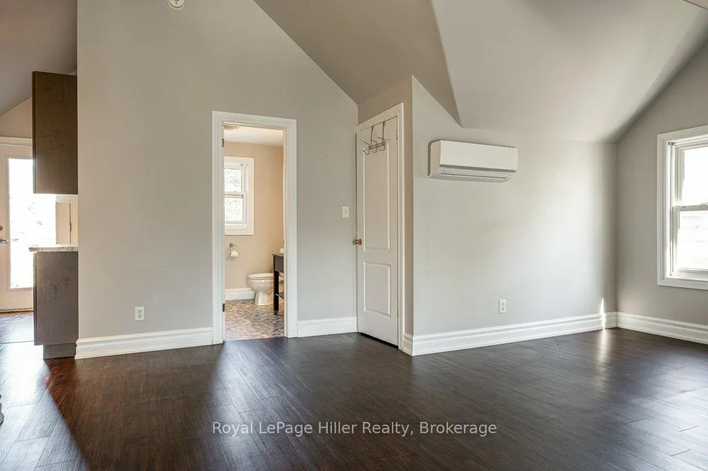 Photo 37 of 112 Huron Street, Stratford — HOMEH