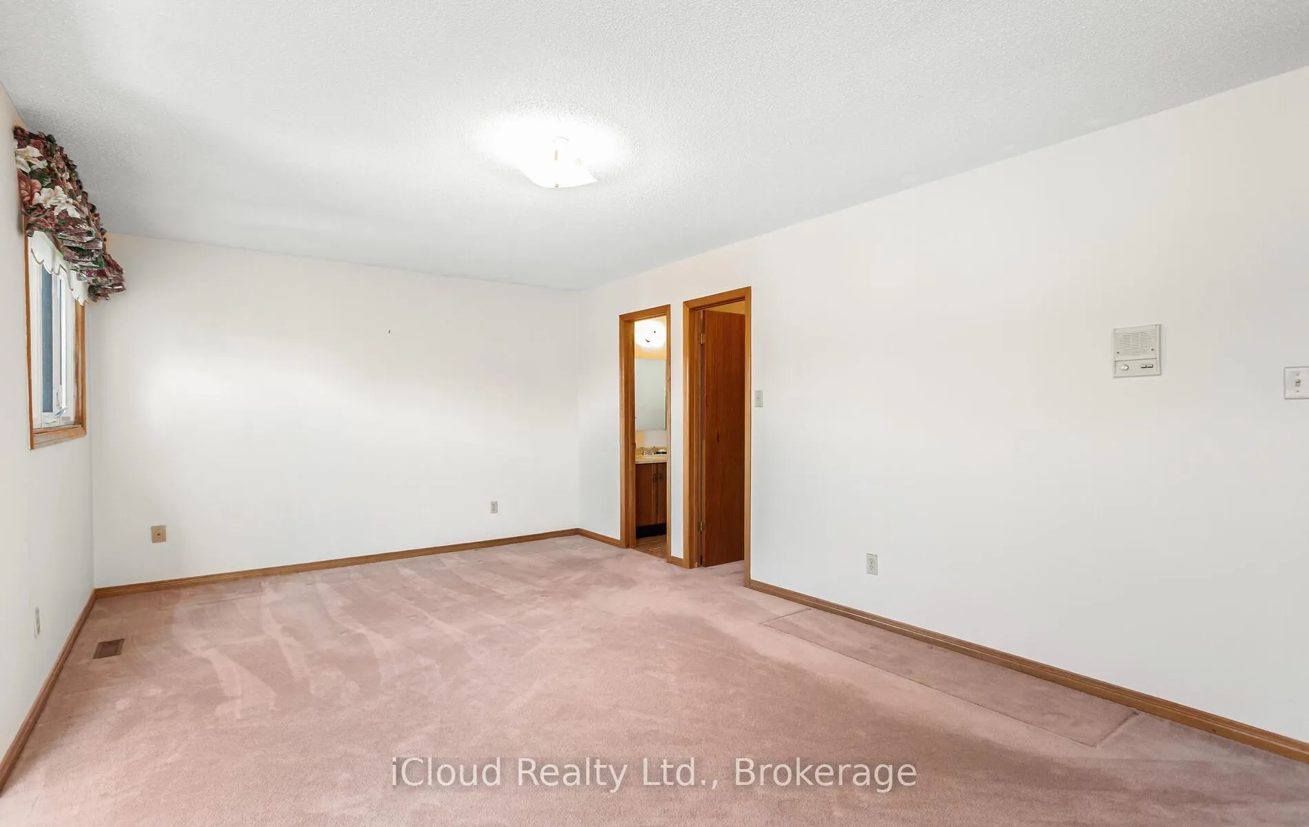Photo 28 of 73 Blackmere Circle, Brampton, Fletcher's Creek South — HOMEH