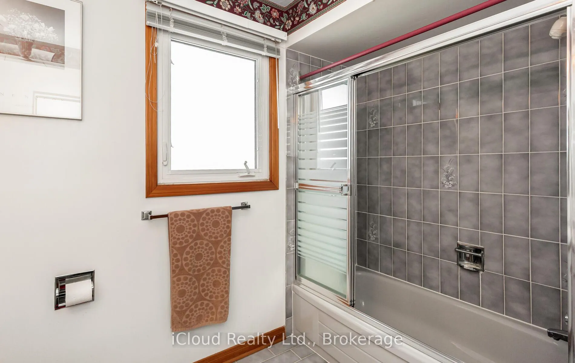 Photo 42 of 73 Blackmere Circle, Brampton, Fletcher's Creek South — HOMEH