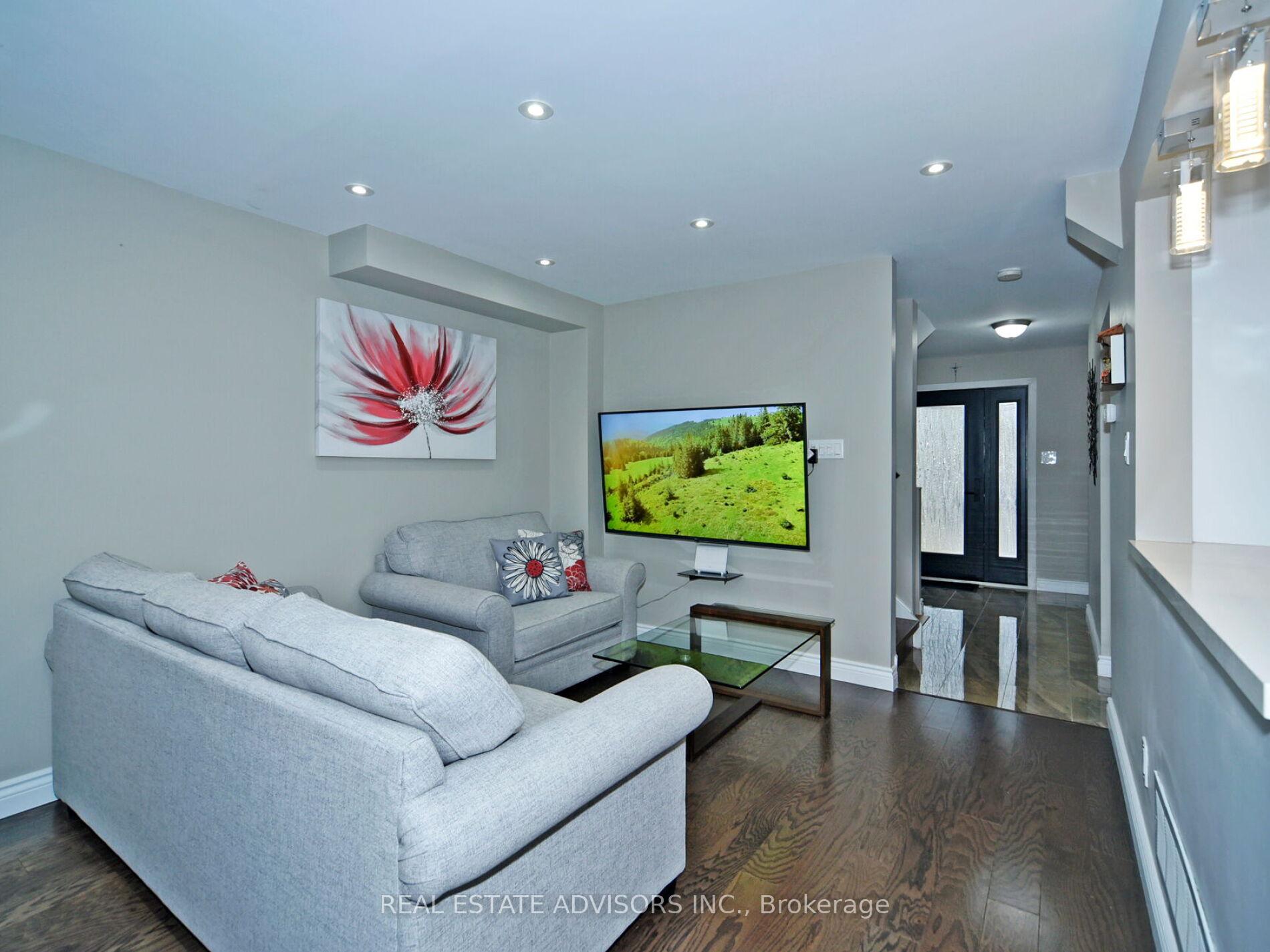 Photo 9 of 22 Caronia Square, Scarborough, Malvern — HOMEH