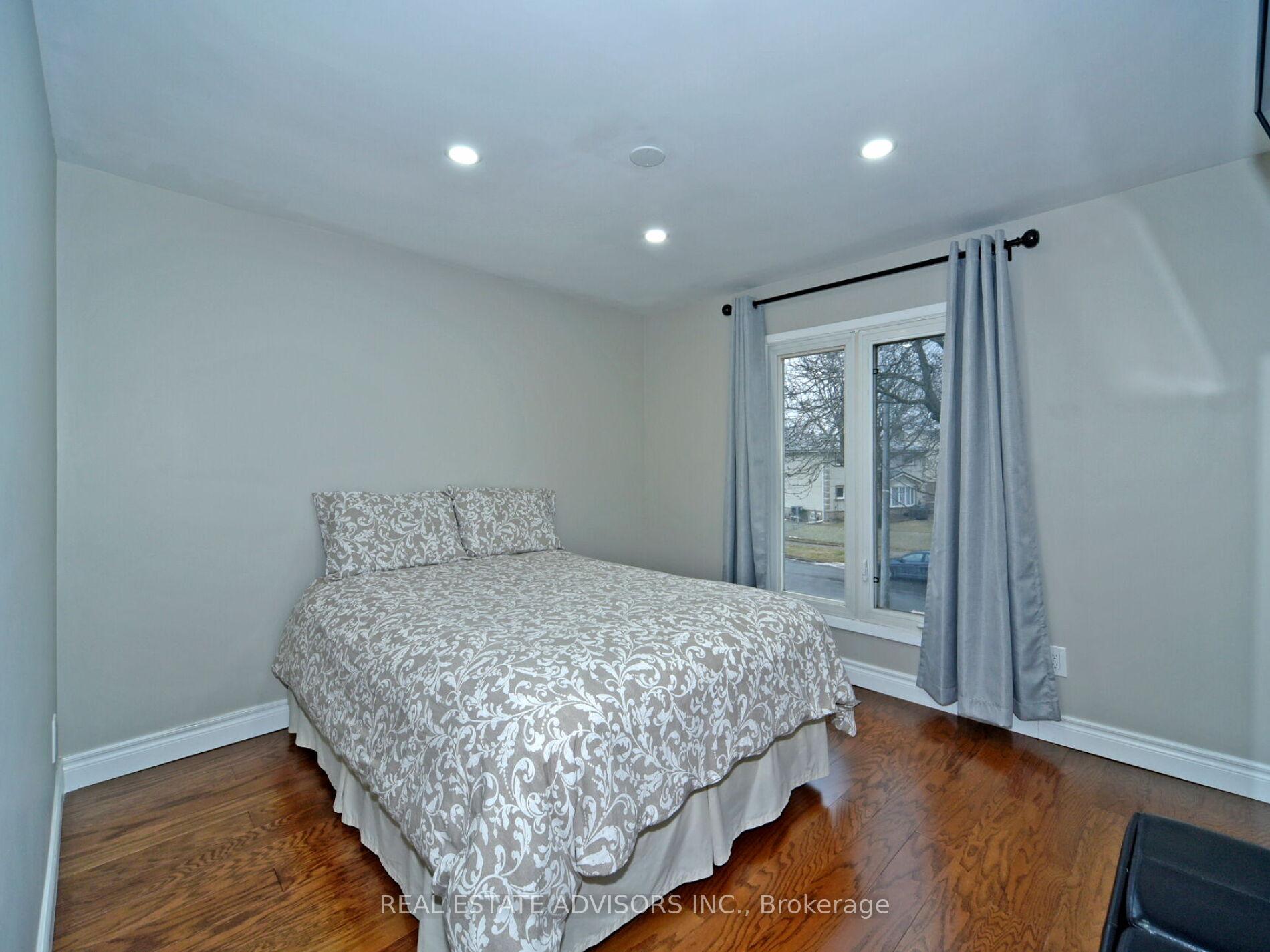 Photo 13 of 22 Caronia Square, Scarborough, Malvern — HOMEH