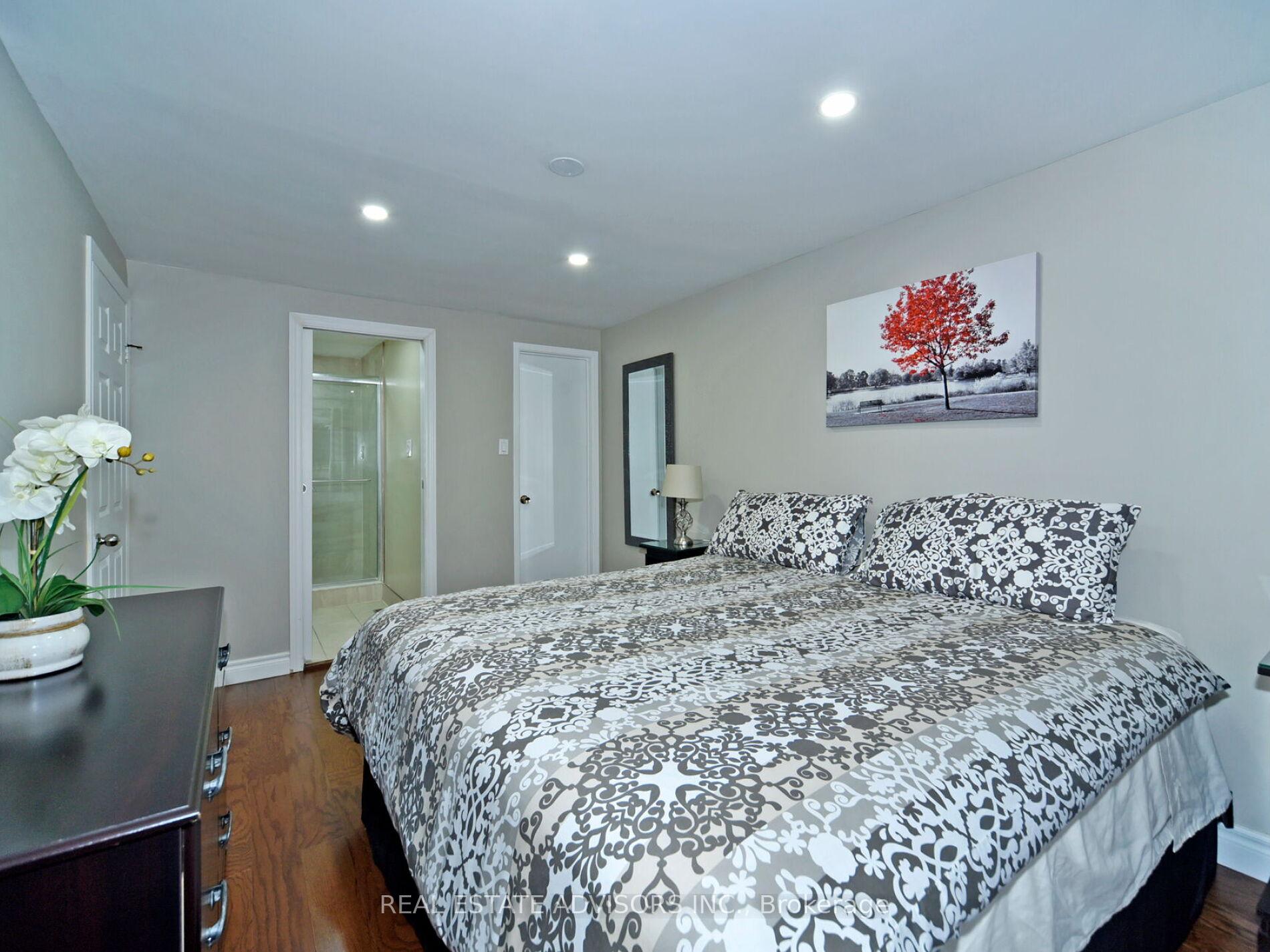 Photo 19 of 22 Caronia Square, Scarborough, Malvern — HOMEH