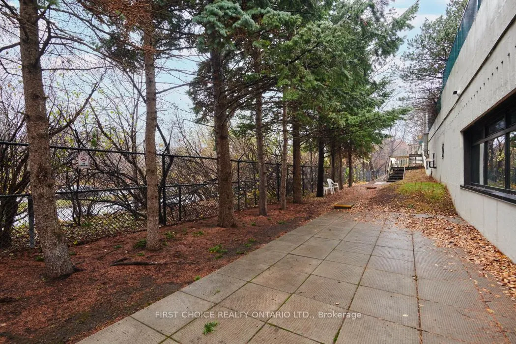 Photo 32 of Unit 714, 40 Landry Street, Ottawa, Vanier — HOMEH
