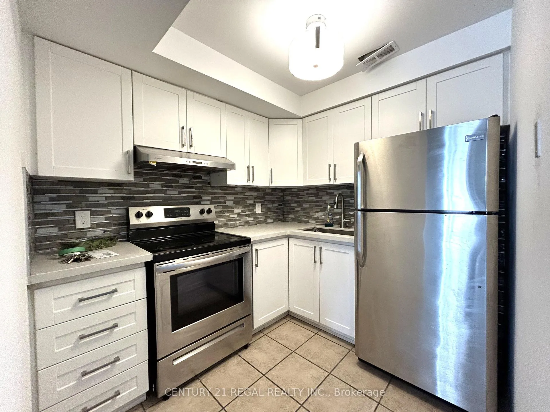 Front of Unit #2, 1289 Queen Street W
