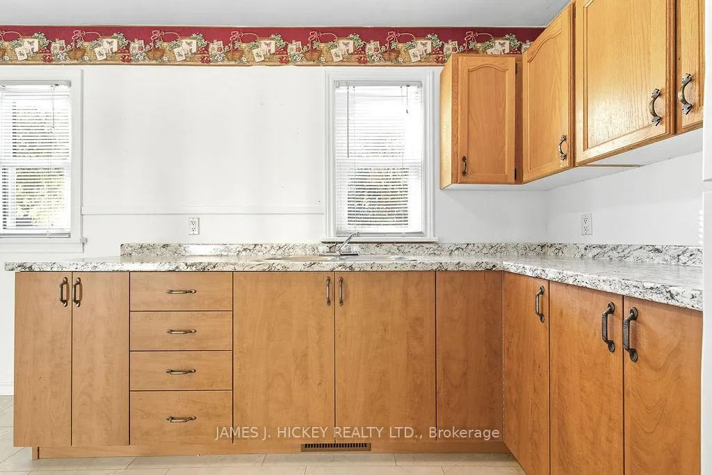 Photo 4 of 13 Thomson Crescent, Deep River — HOMEH