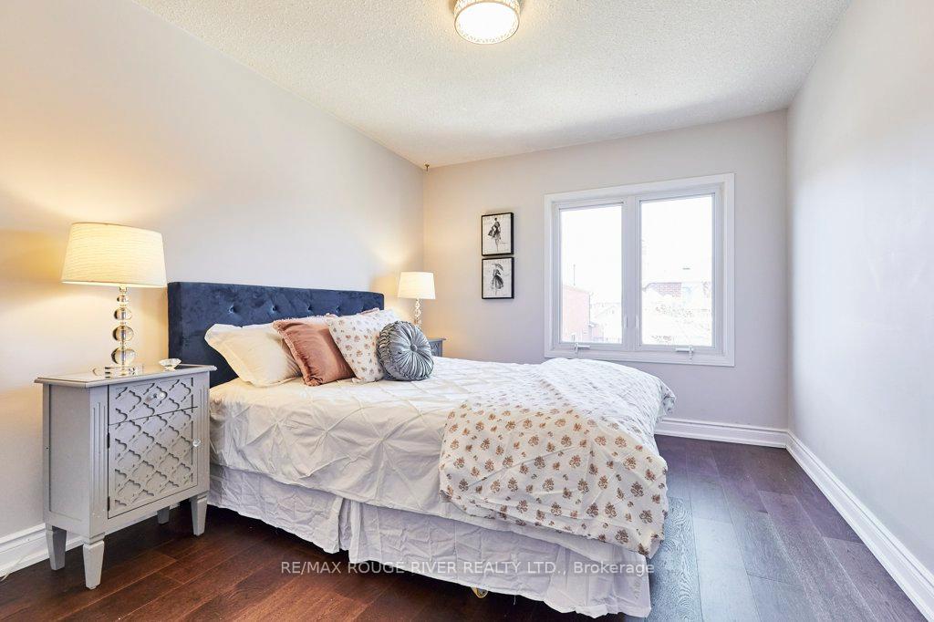 Photo 42 of 44 Carlisle Crescent, Scarborough, Rouge — HOMEH