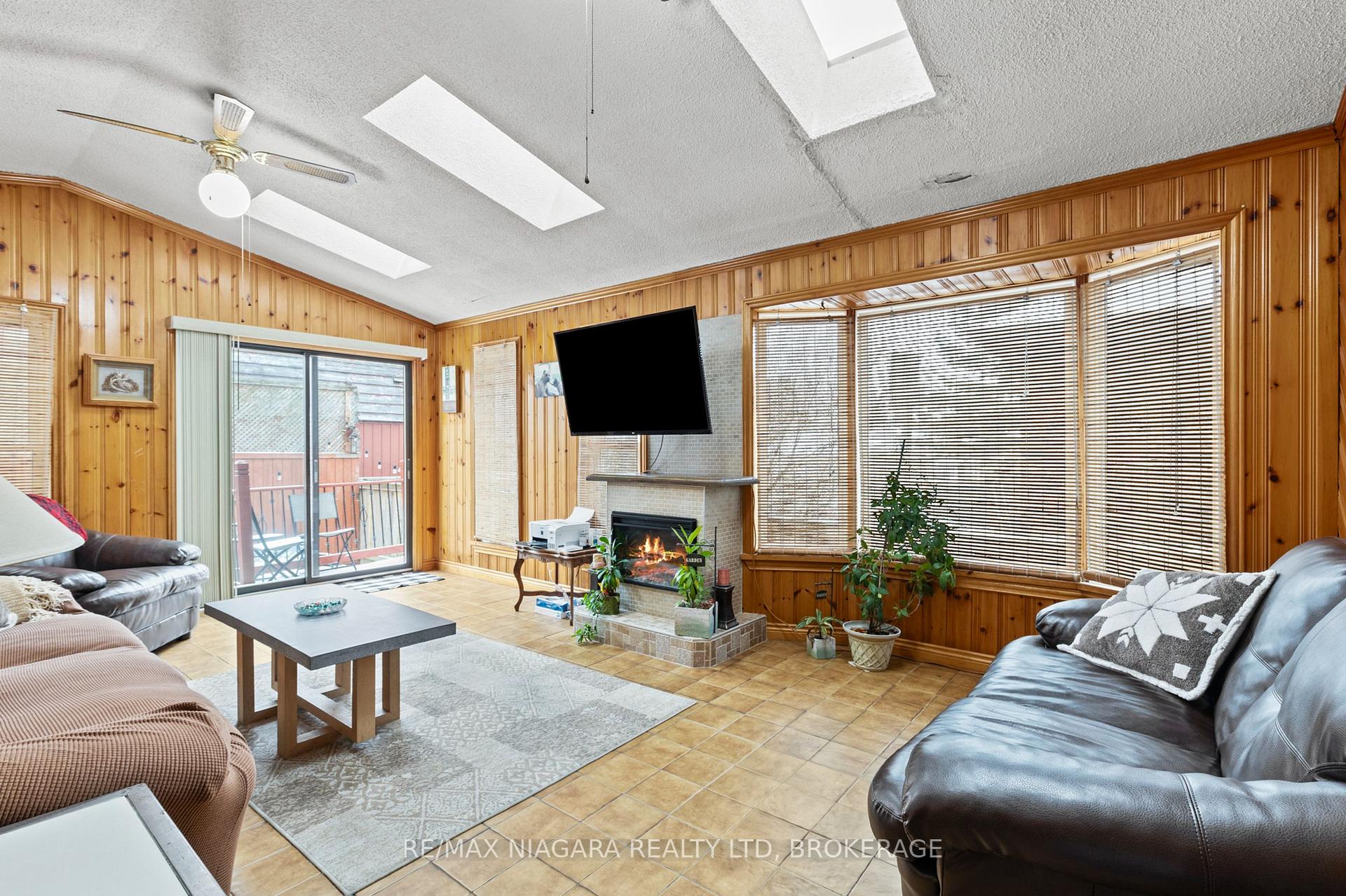 Photo 14 of 36 Battle Street, Thorold, Thorold Downtown — HOMEH