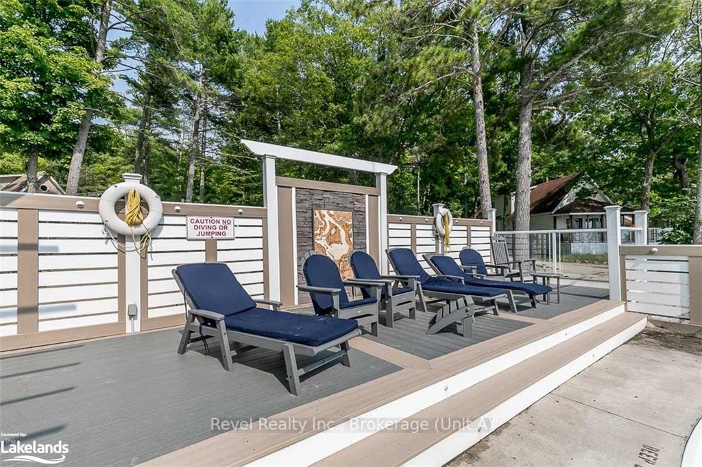 Photo 11 of Unit 8, 739 15 W, Tiny, Rural Tiny — HOMEH
