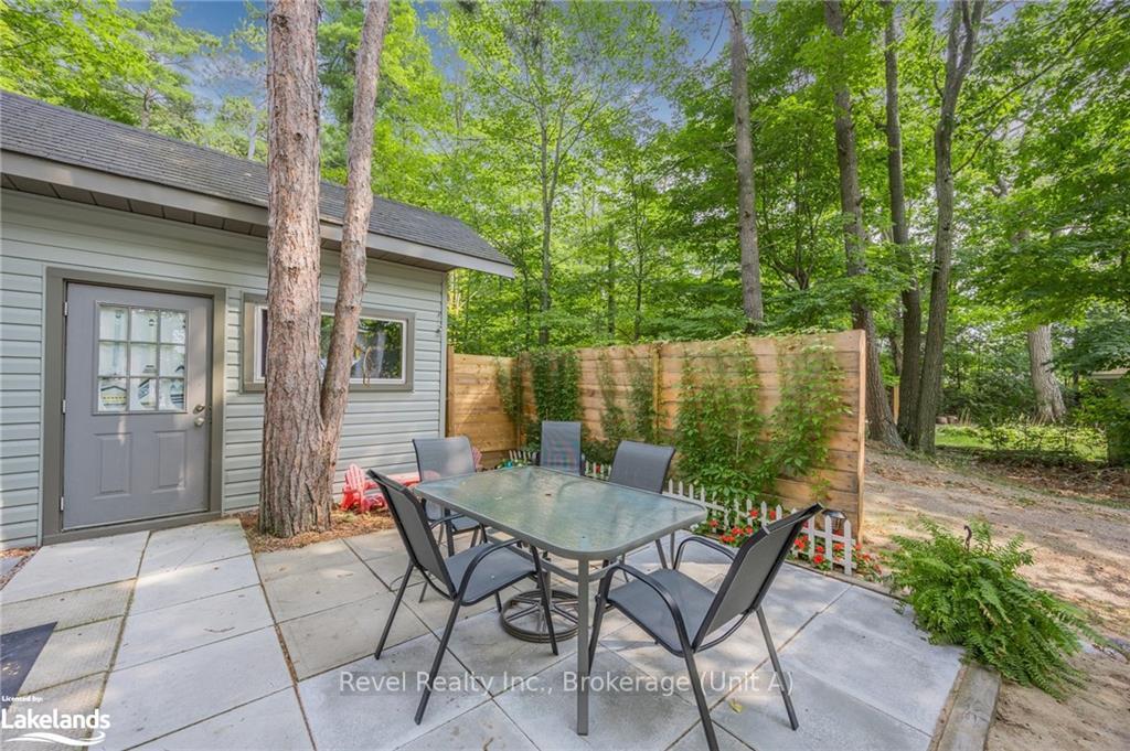 Photo 18 of Unit 8, 739 15 W, Tiny, Rural Tiny — HOMEH