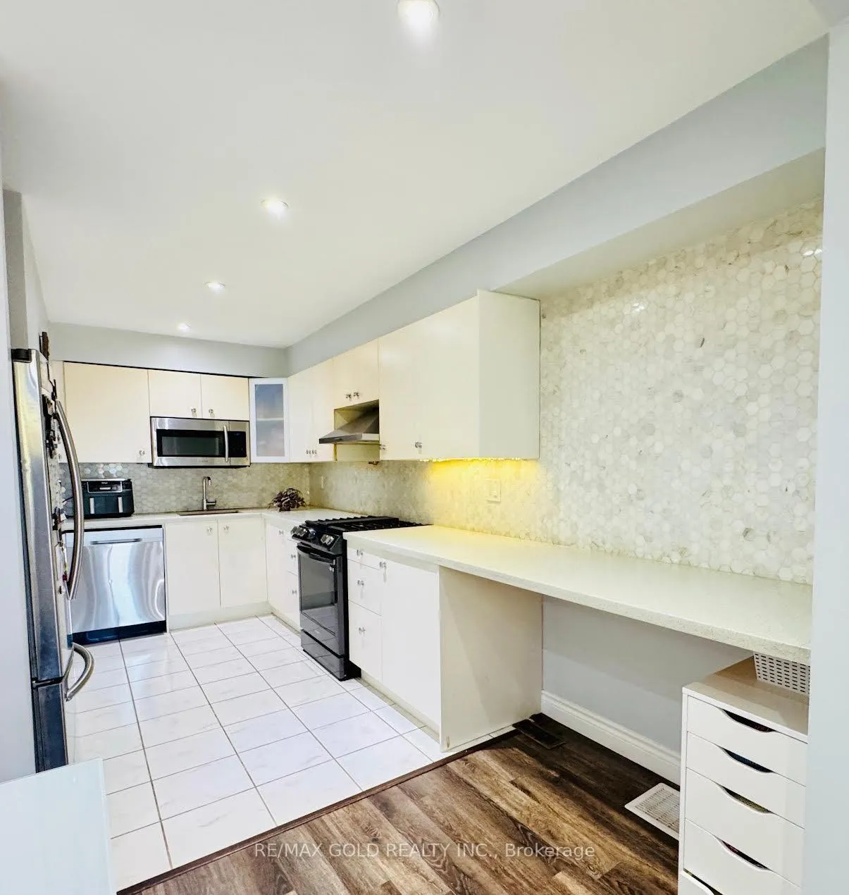 Photo 10 of 140 Quantrell Trail, Scarborough, Malvern — HOMEH