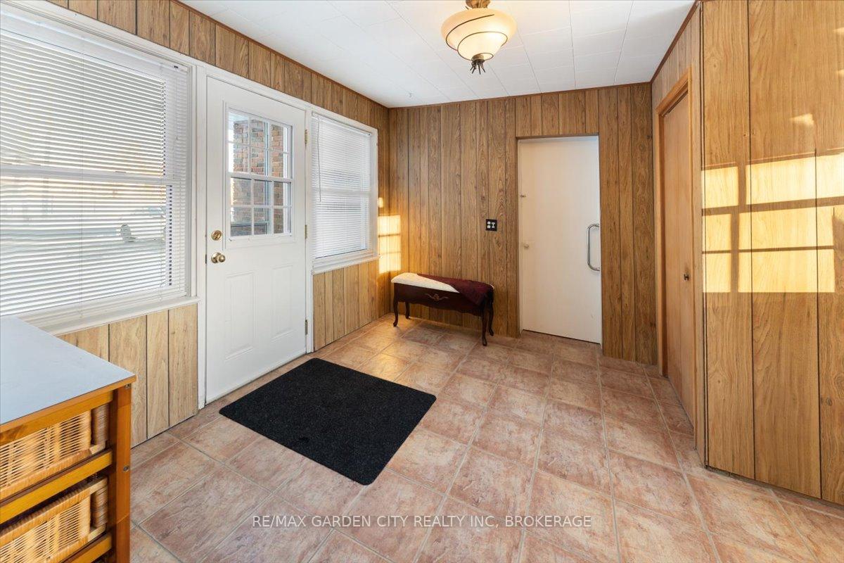 Photo 20 of 31 Broderick Avenue, Thorold, Thorold Downtown — HOMEH