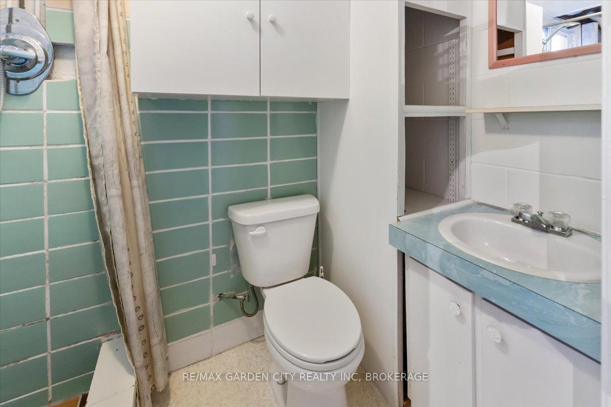 Photo 28 of 31 Broderick Avenue, Thorold, Thorold Downtown — HOMEH