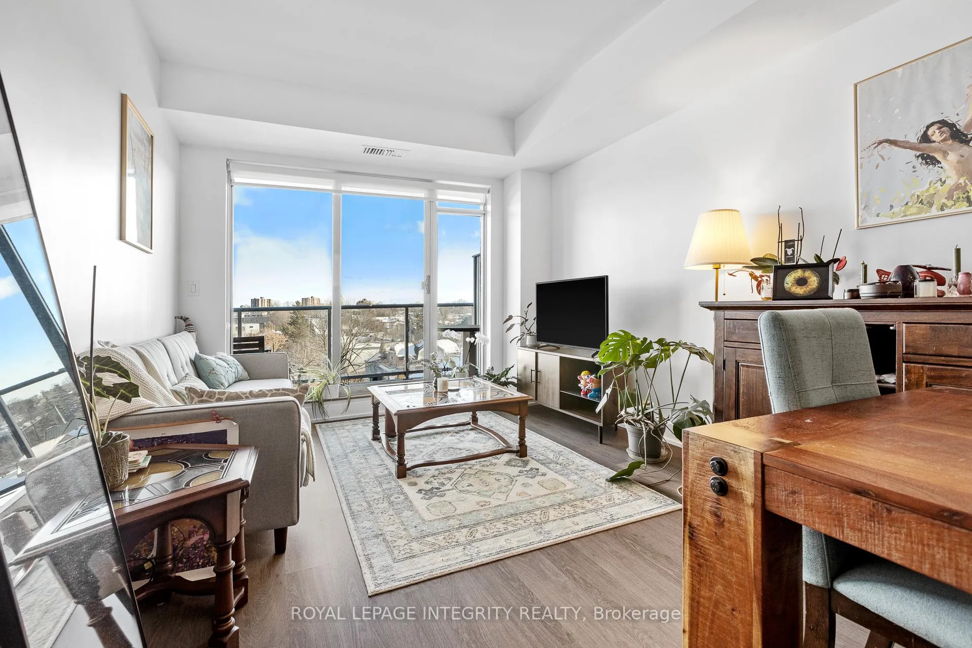 Photo 2 of Unit 410, 7 Marquette Avenue, Ottawa, Vanier — HOMEH