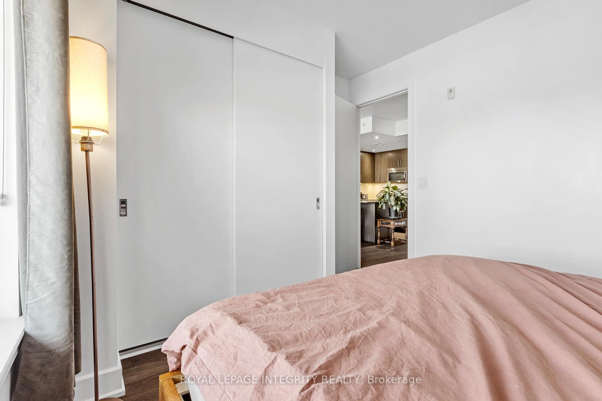Photo 14 of Unit 410, 7 Marquette Avenue, Ottawa, Vanier — HOMEH