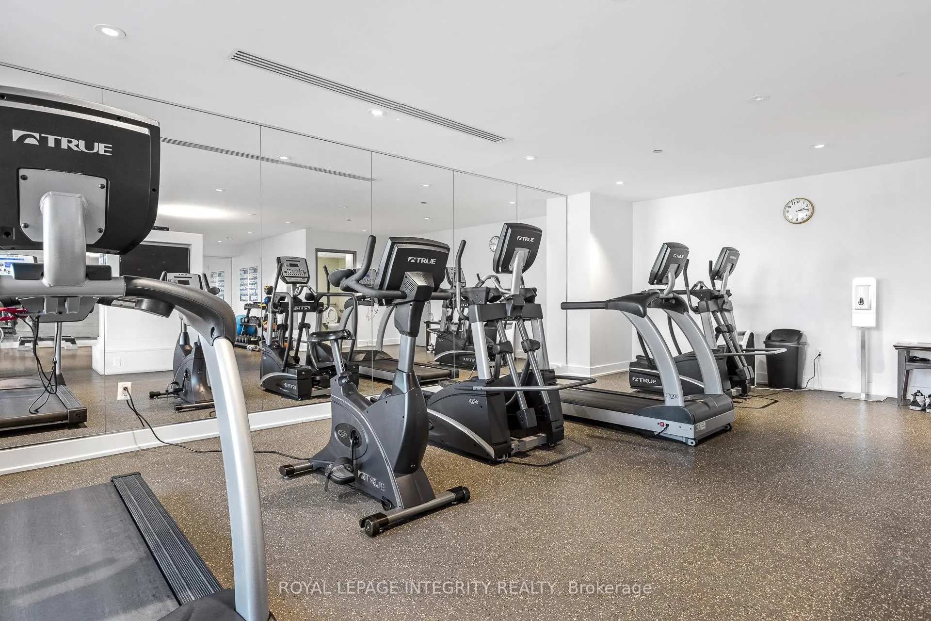 Photo 23 of Unit 410, 7 Marquette Avenue, Ottawa, Vanier — HOMEH