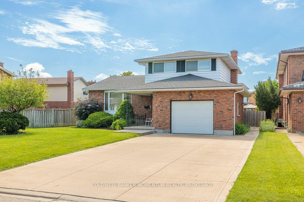 Photo 1 of 5 Mowat Crescent, Thorold, Confederation Heights — HOMEH