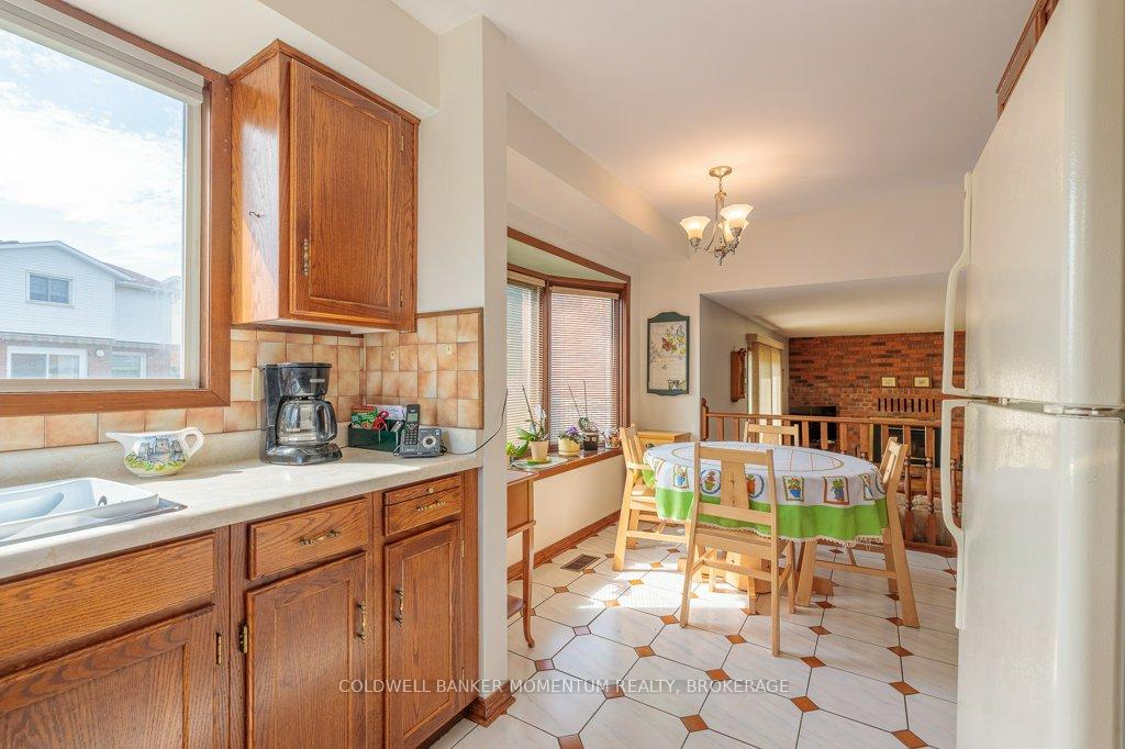 Photo 19 of 5 Mowat Crescent, Thorold, Confederation Heights — HOMEH