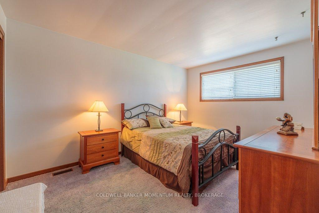 Photo 24 of 5 Mowat Crescent, Thorold, Confederation Heights — HOMEH