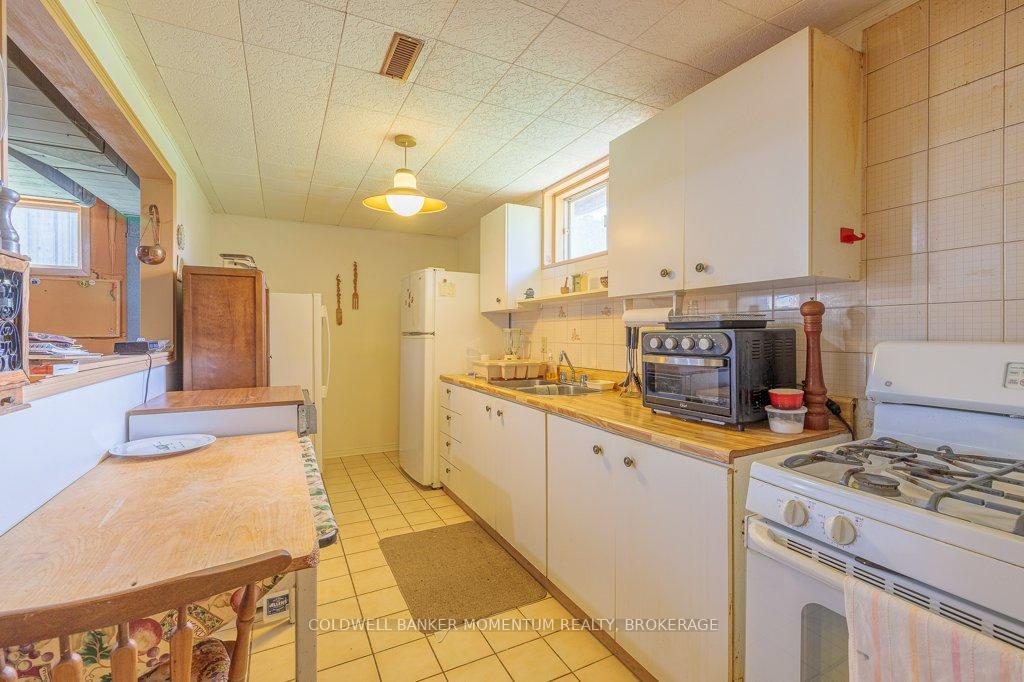 Photo 31 of 5 Mowat Crescent, Thorold, Confederation Heights — HOMEH