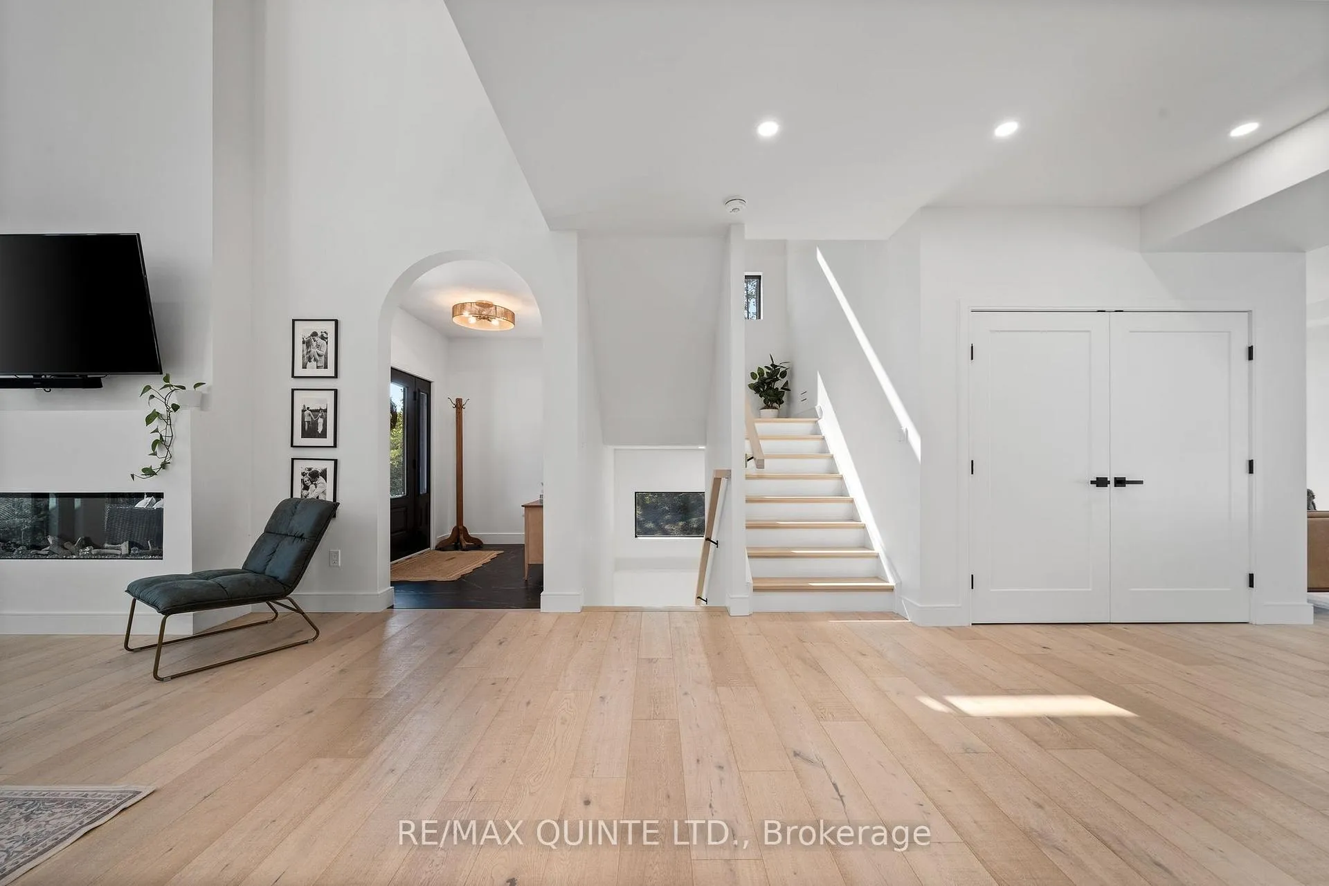 Photo 10 of 19 Geen Road, Tweed, Hungerford (Twp) — HOMEH