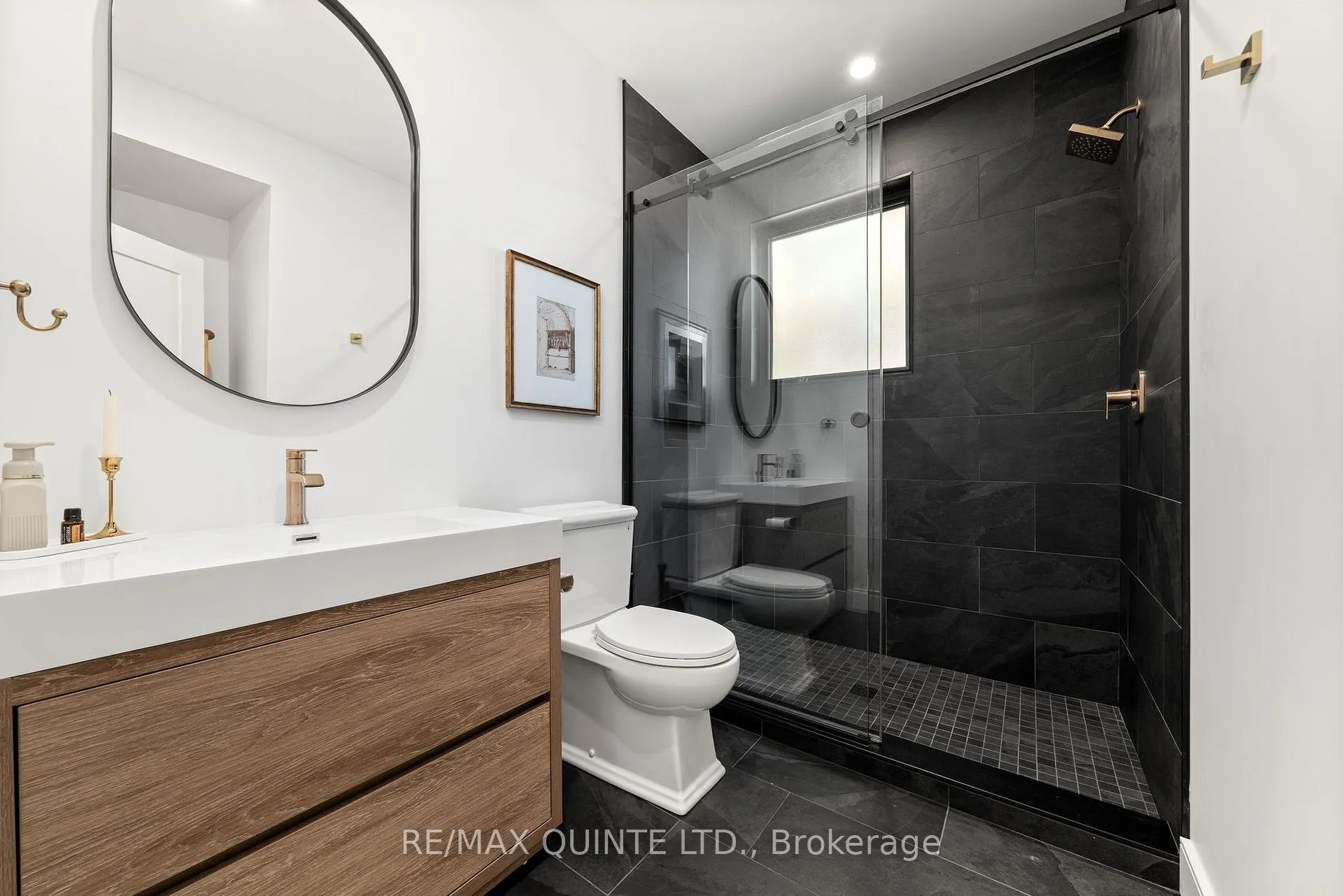 Photo 23 of 19 Geen Road, Tweed, Hungerford (Twp) — HOMEH
