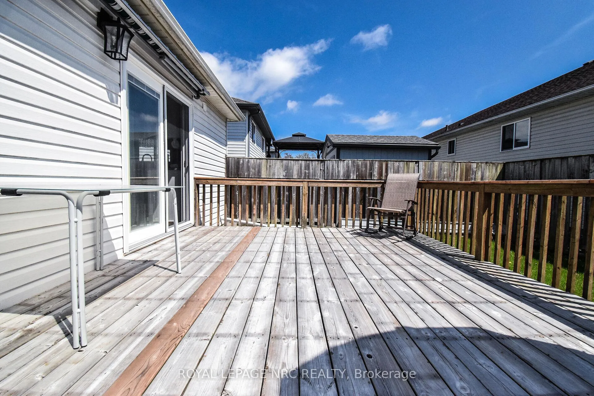 Photo 38 of 330 Autumn Crescent, Welland, West Welland — HOMEH