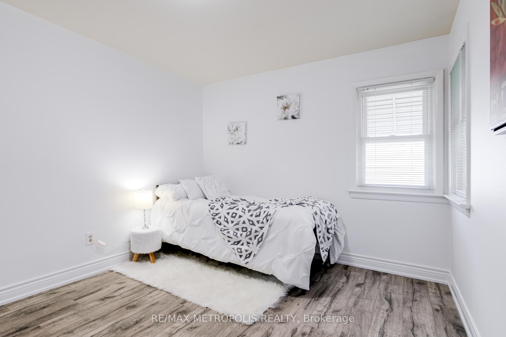Photo 13 of 76 Albert Street W, Thorold, Thorold Downtown — HOMEH