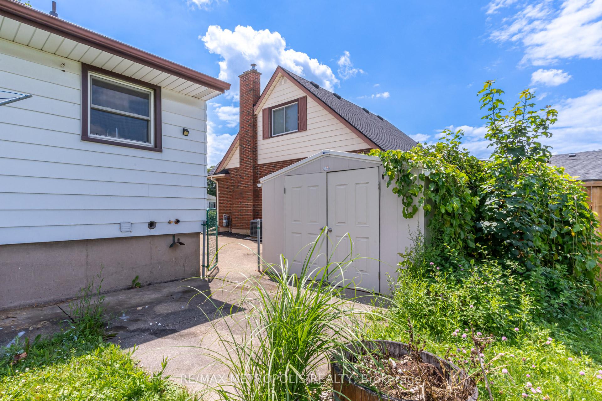 Photo 38 of 76 Albert Street W, Thorold, Thorold Downtown — HOMEH