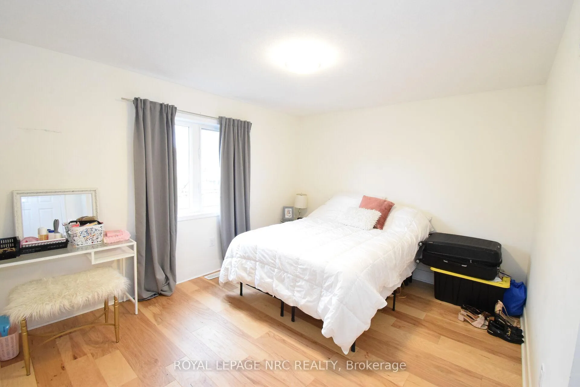 Photo 32 of 7794 Sassafras Trail, Niagara Falls, Brown — HOMEH