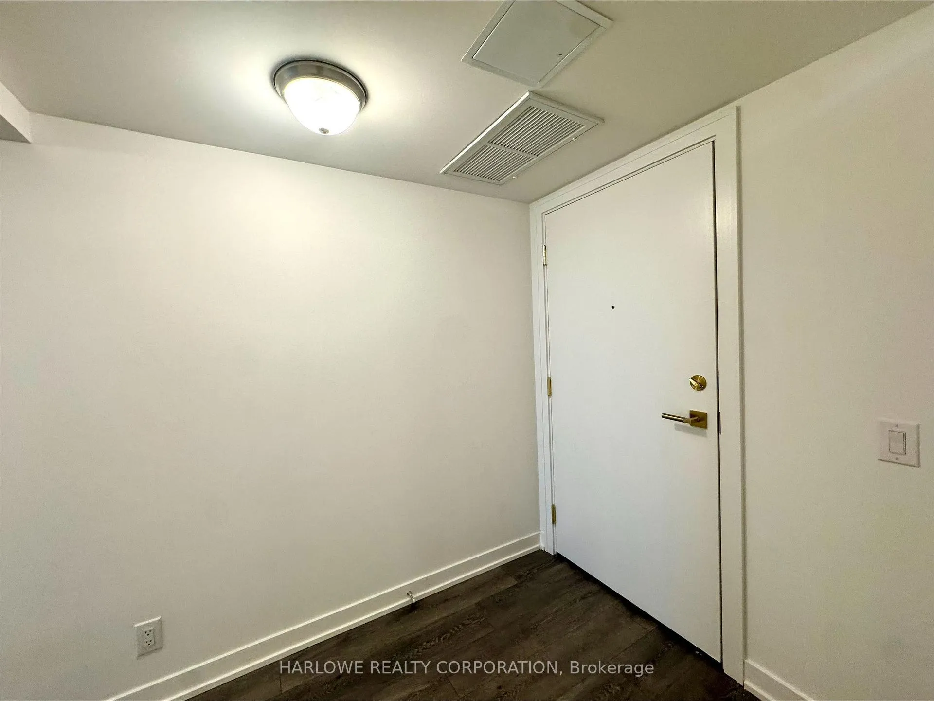 Photo 8 of Unit 803, 2 Manderley Drive, Scarborough, Birchcliffe-Cliffside — HOMEH