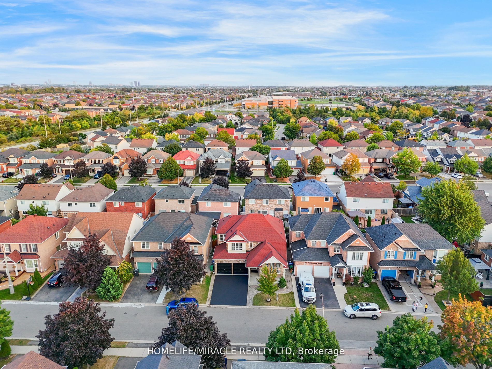 Photo 40 of 45 Williamson Drive, Brampton, Fletcher's Meadow — HOMEH