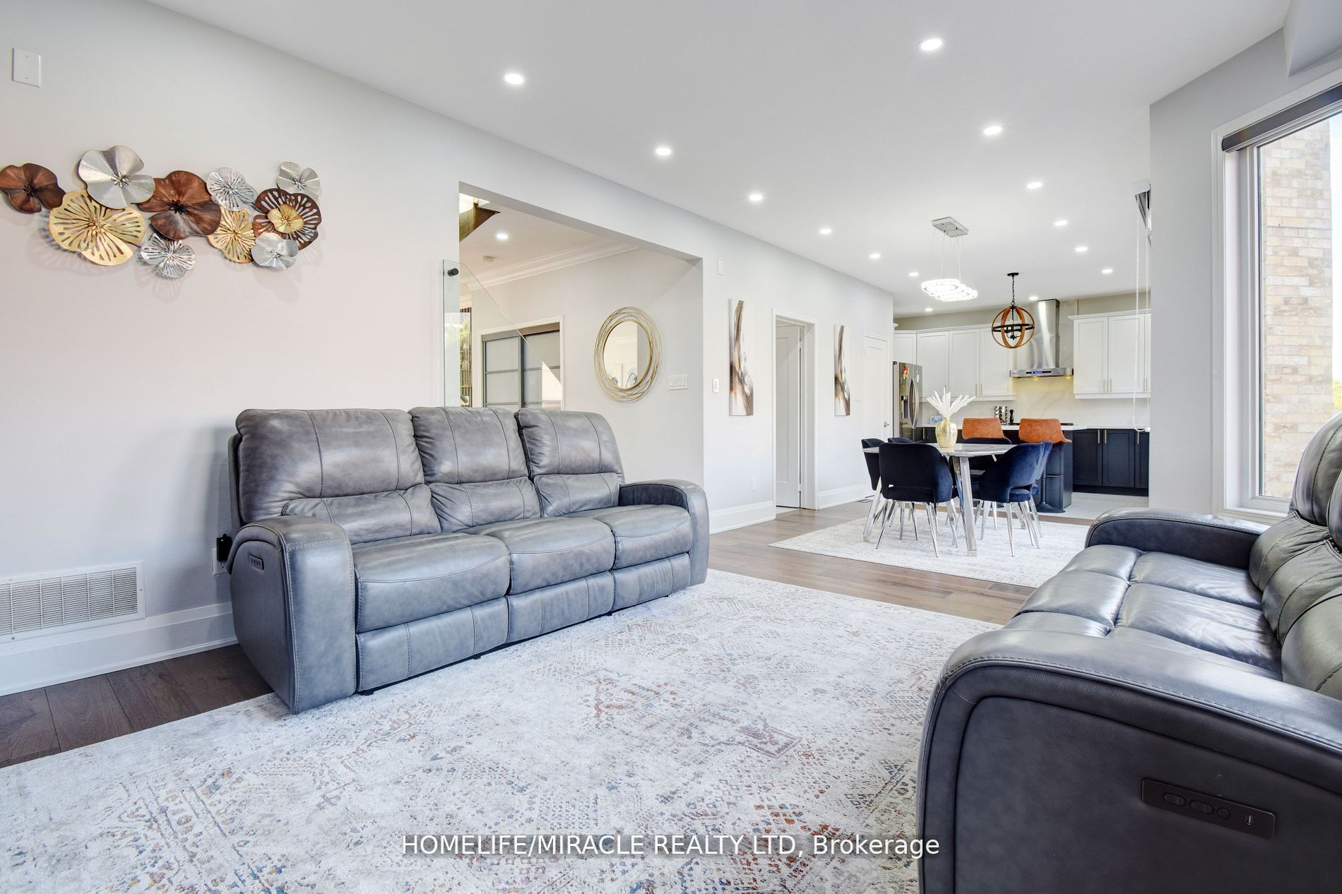 Photo 51 of 45 Williamson Drive, Brampton, Fletcher's Meadow — HOMEH