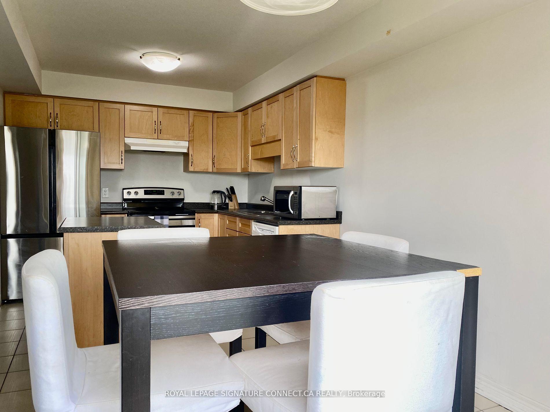 Photo 6 of 175 Winterberry Boulevard, Thorold, Confederation Heights — HOMEH