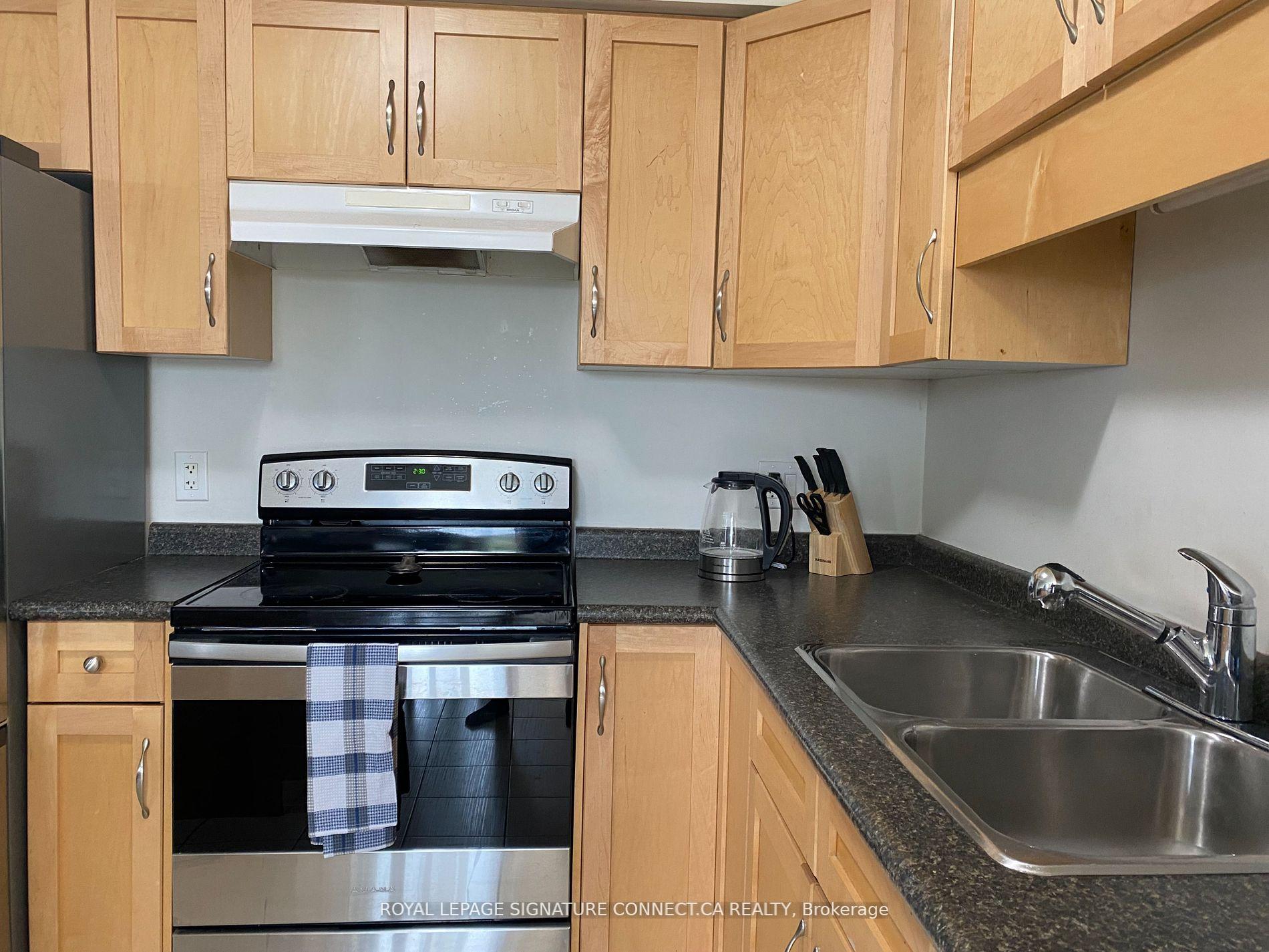 Photo 7 of 175 Winterberry Boulevard, Thorold, Confederation Heights — HOMEH