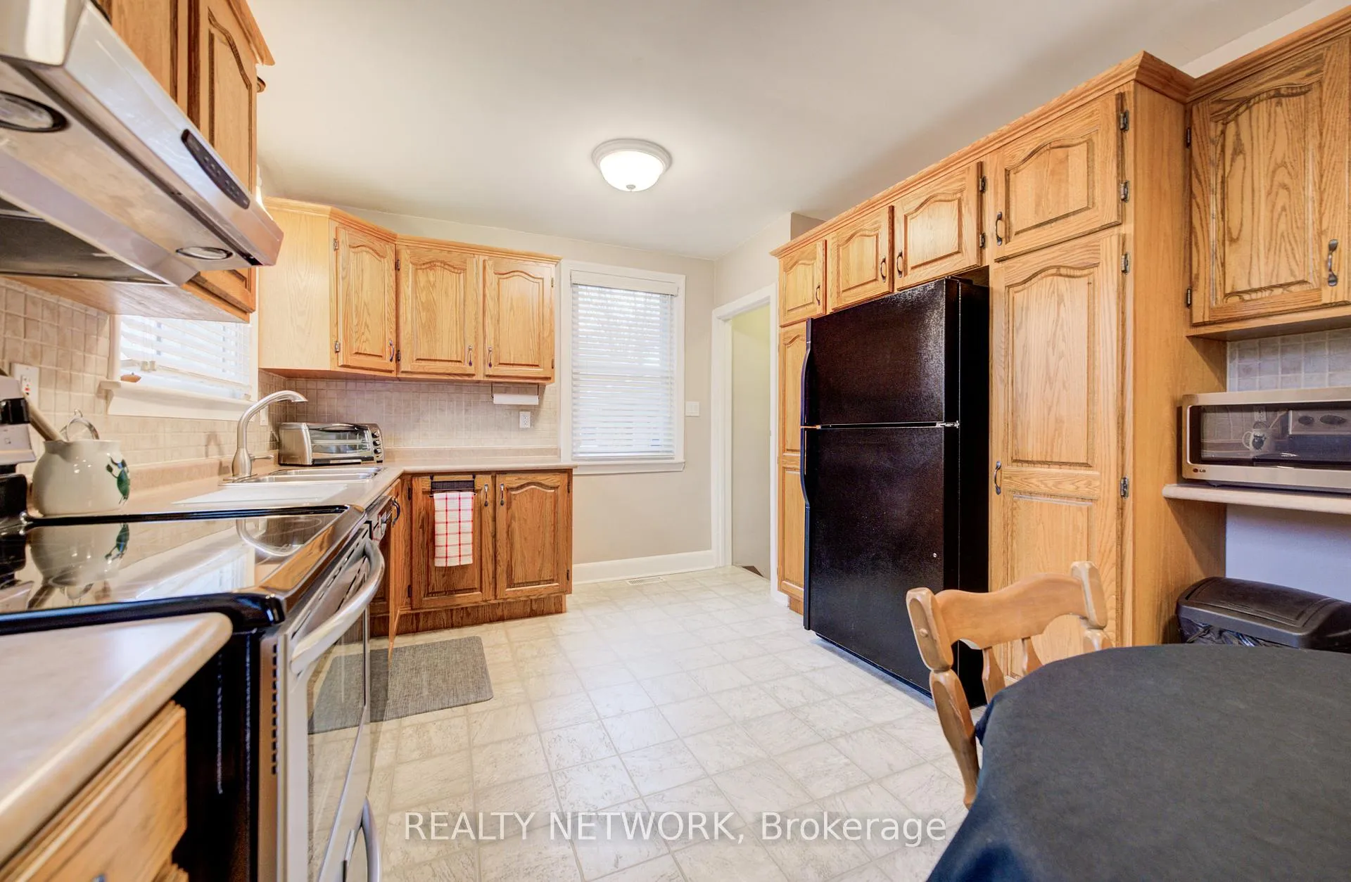 Photo 7 of 143 Rosedale Avenue, Hamilton, Rosedale — HOMEH
